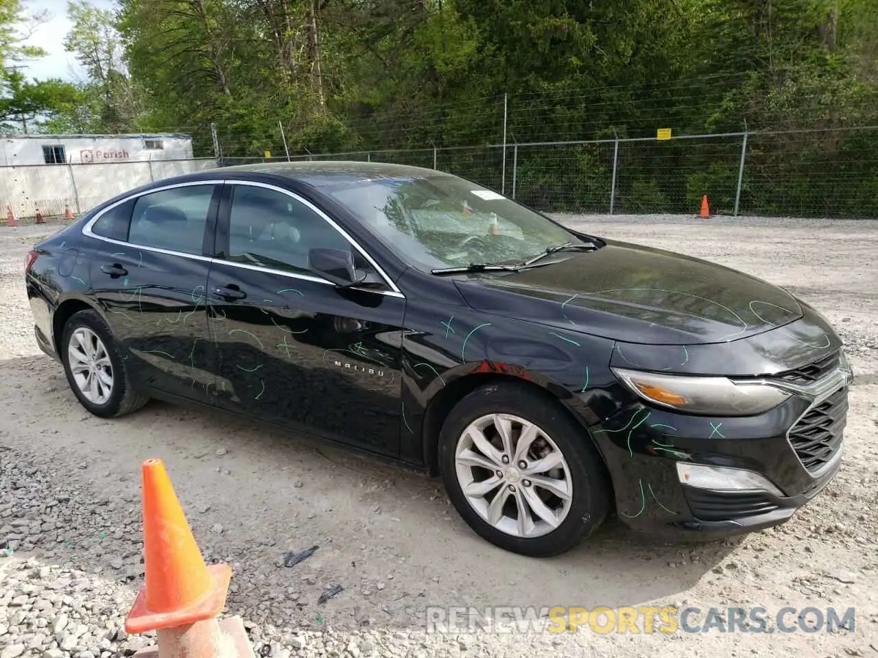 4 fotografías del automóvil dañado 1G1ZD5ST8LF084966 CHEVROLET MALIBU 2020