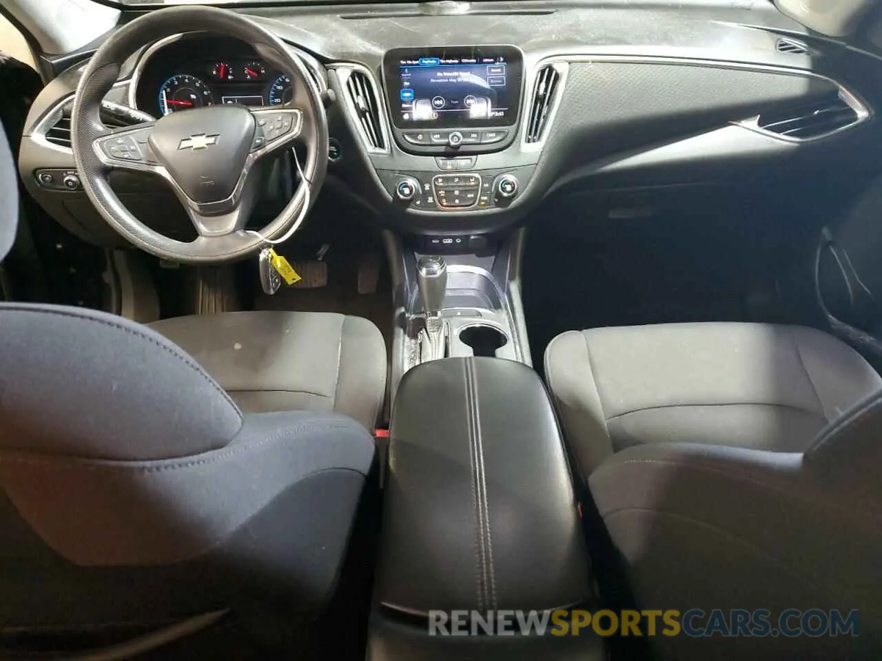 8 fotografías del automóvil dañado 1G1ZD5ST8LF089147 CHEVROLET MALIBU 2020