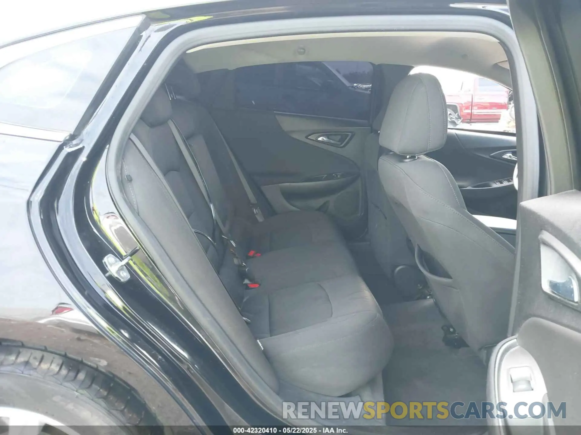 8 fotografías del automóvil dañado 1G1ZD5ST8LF091139 CHEVROLET MALIBU 2020