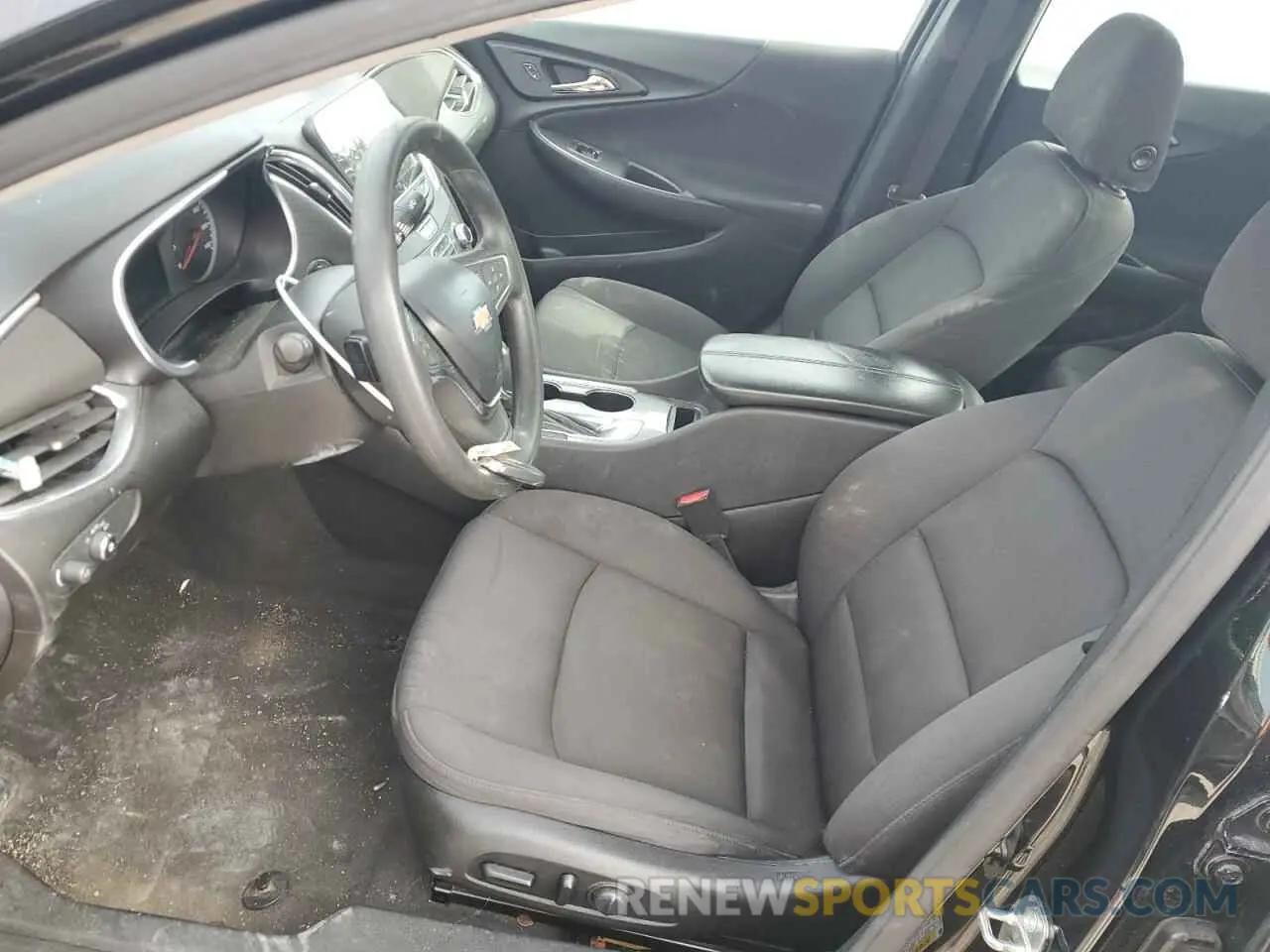 7 fotografías del automóvil dañado 1G1ZD5ST8LF103600 CHEVROLET MALIBU 2020