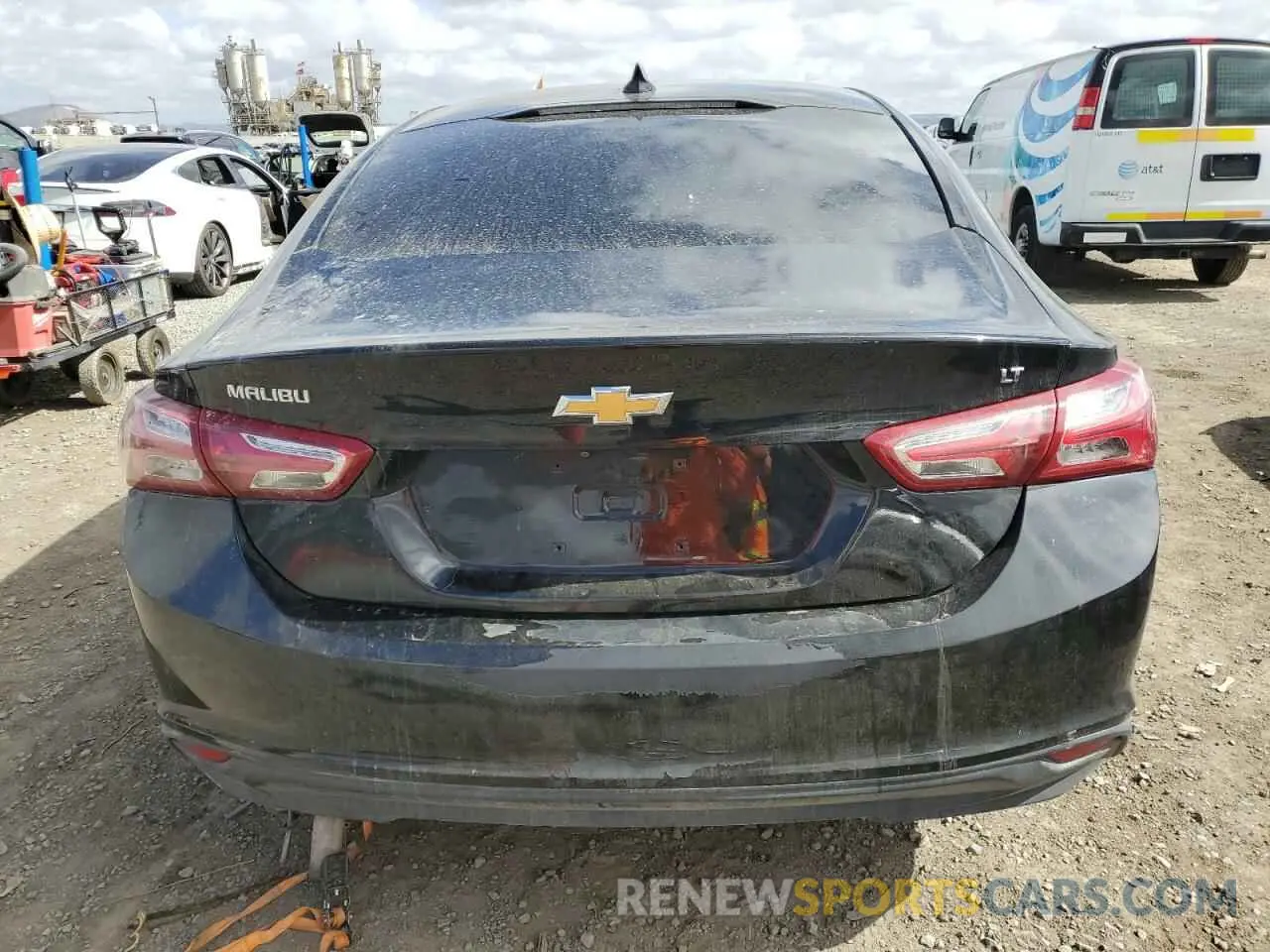 6 fotografías del automóvil dañado 1G1ZD5ST8LF114662 CHEVROLET MALIBU 2020