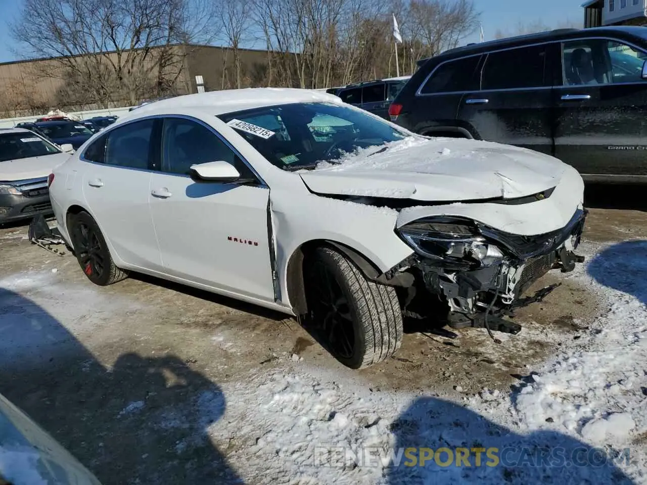 4 fotografías del automóvil dañado 1G1ZD5ST8LF158208 CHEVROLET MALIBU 2020
