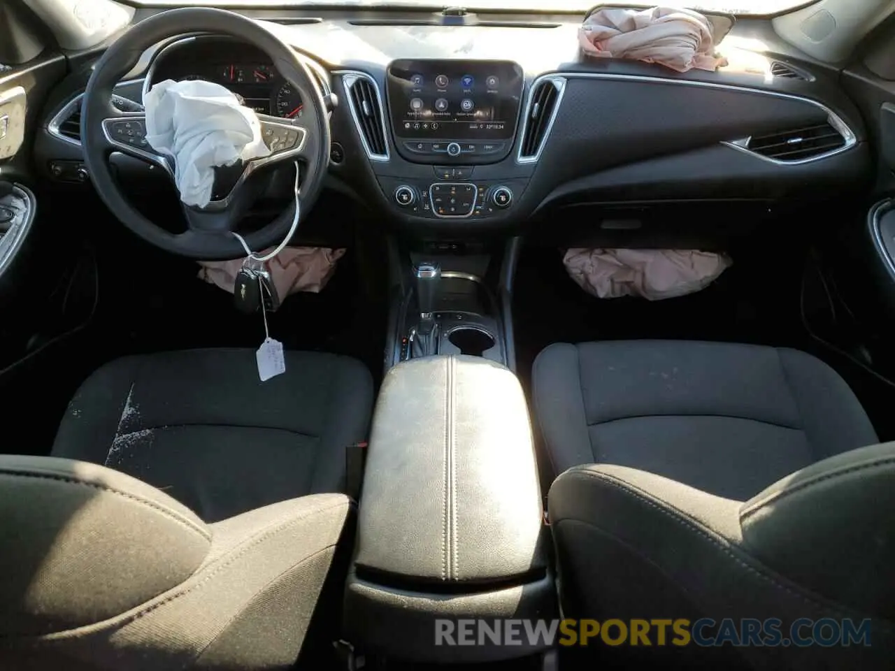 8 fotografías del automóvil dañado 1G1ZD5ST8LF158208 CHEVROLET MALIBU 2020