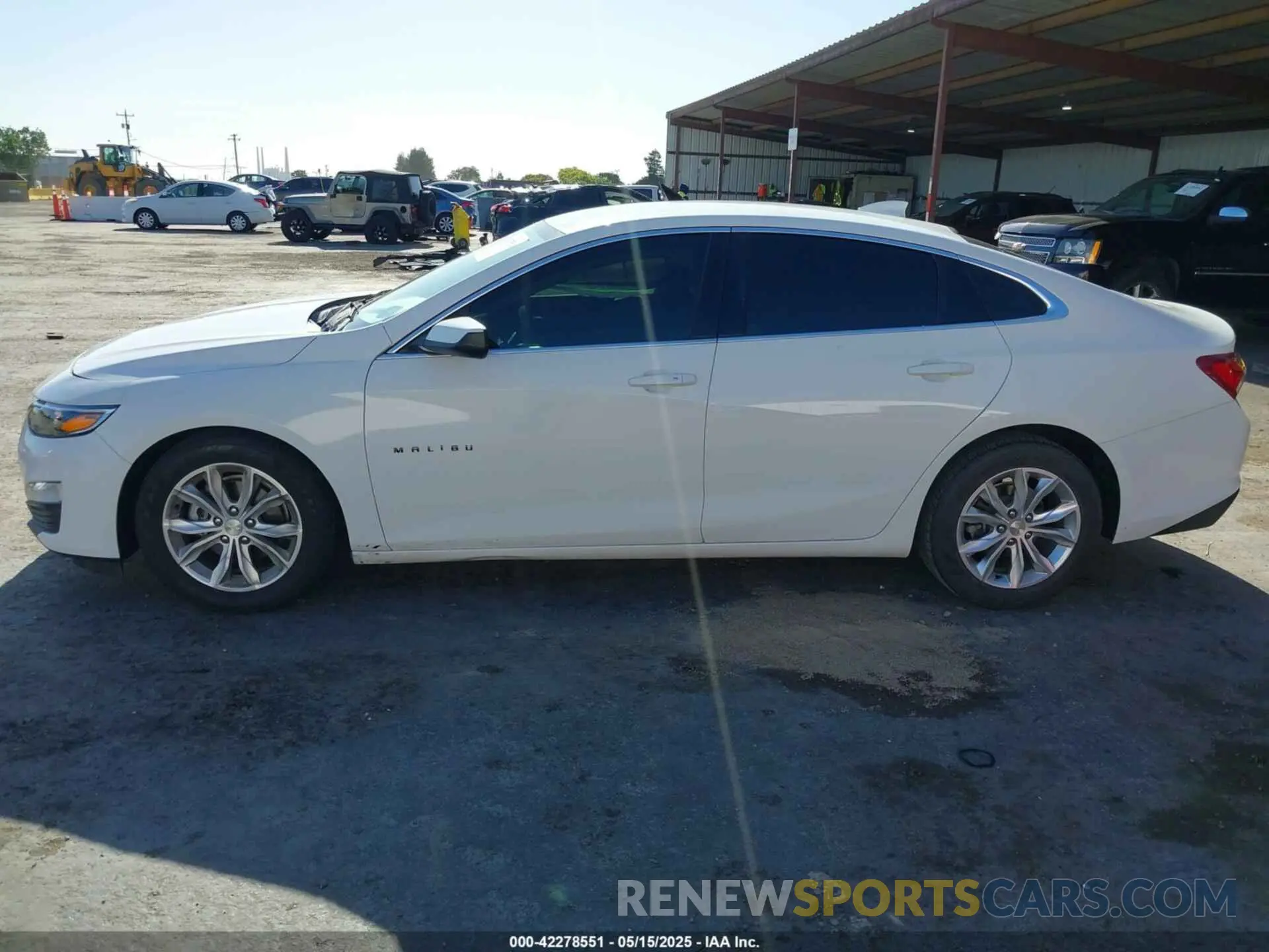 14 fotografías del automóvil dañado 1G1ZD5ST9LF054097 CHEVROLET MALIBU 2020