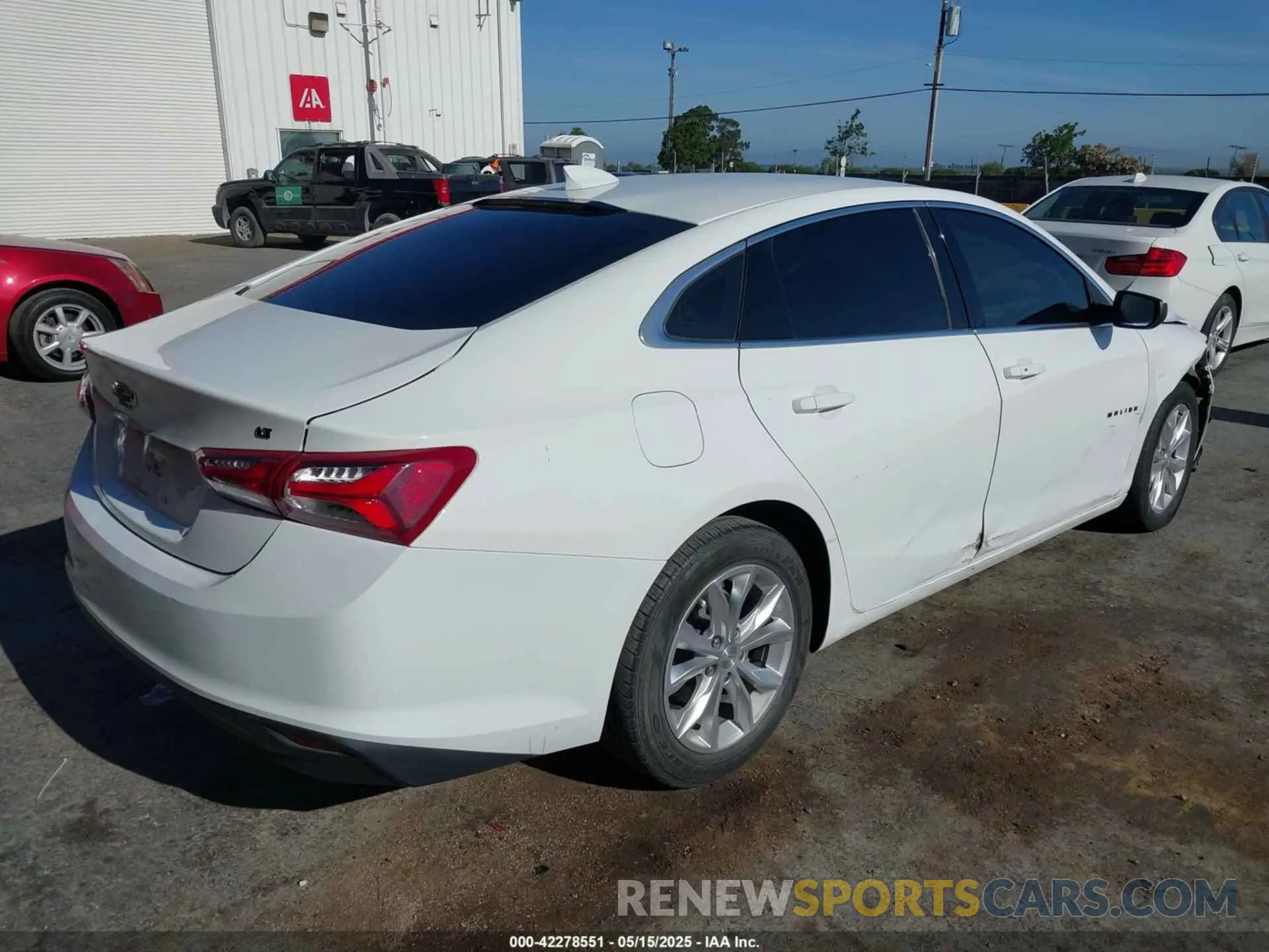 4 fotografías del automóvil dañado 1G1ZD5ST9LF054097 CHEVROLET MALIBU 2020