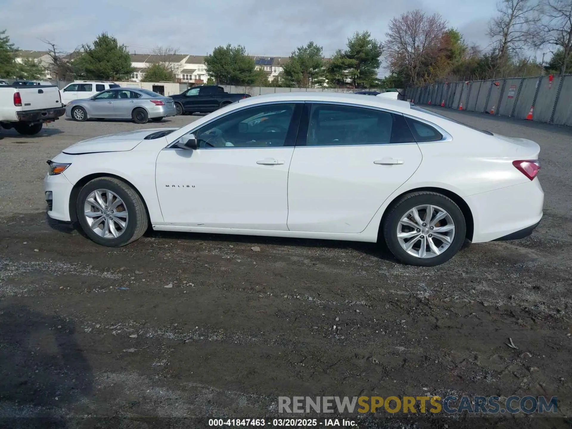 13 fotografías del automóvil dañado 1G1ZD5ST9LF064354 CHEVROLET MALIBU 2020