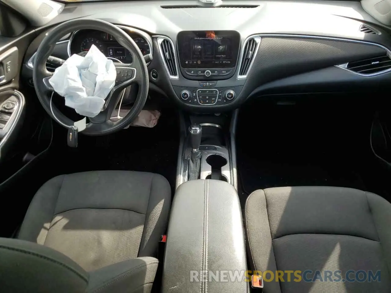 8 fotografías del automóvil dañado 1G1ZD5ST9LF068663 CHEVROLET MALIBU 2020