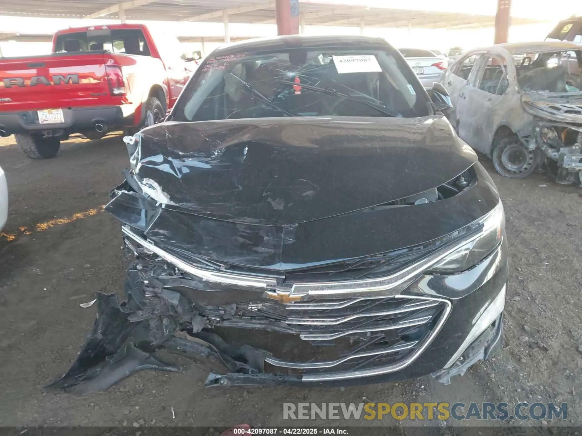 12 fotografías del automóvil dañado 1G1ZD5ST9LF110622 CHEVROLET MALIBU 2020