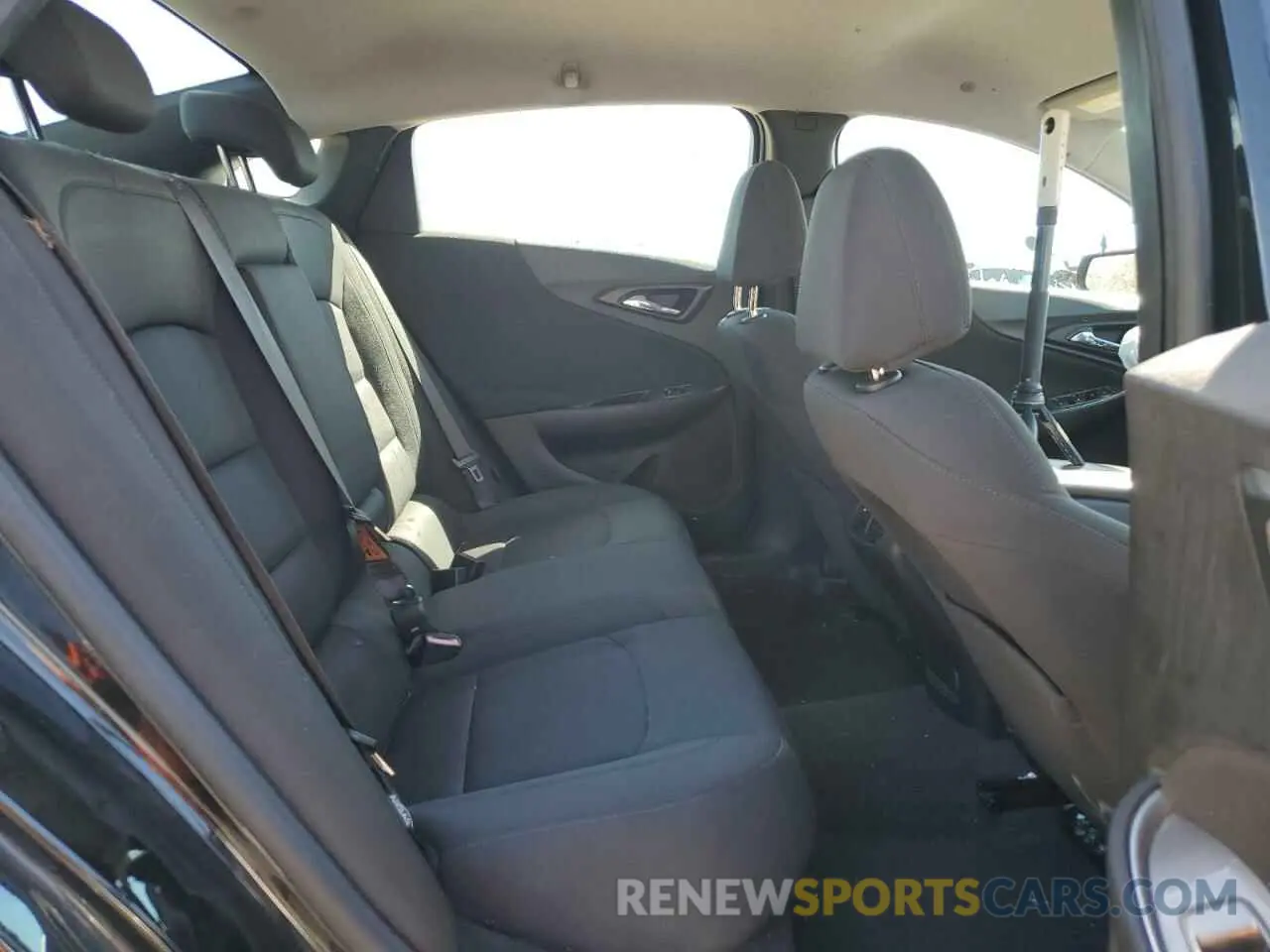 11 fotografías del automóvil dañado 1G1ZD5ST9LF113083 CHEVROLET MALIBU 2020