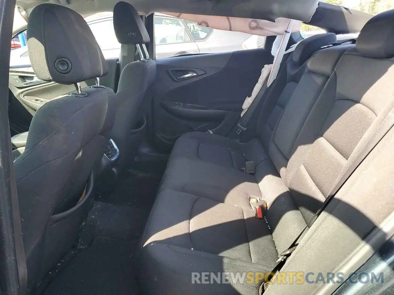 10 fotografías del automóvil dañado 1G1ZD5ST9LF116811 CHEVROLET MALIBU 2020