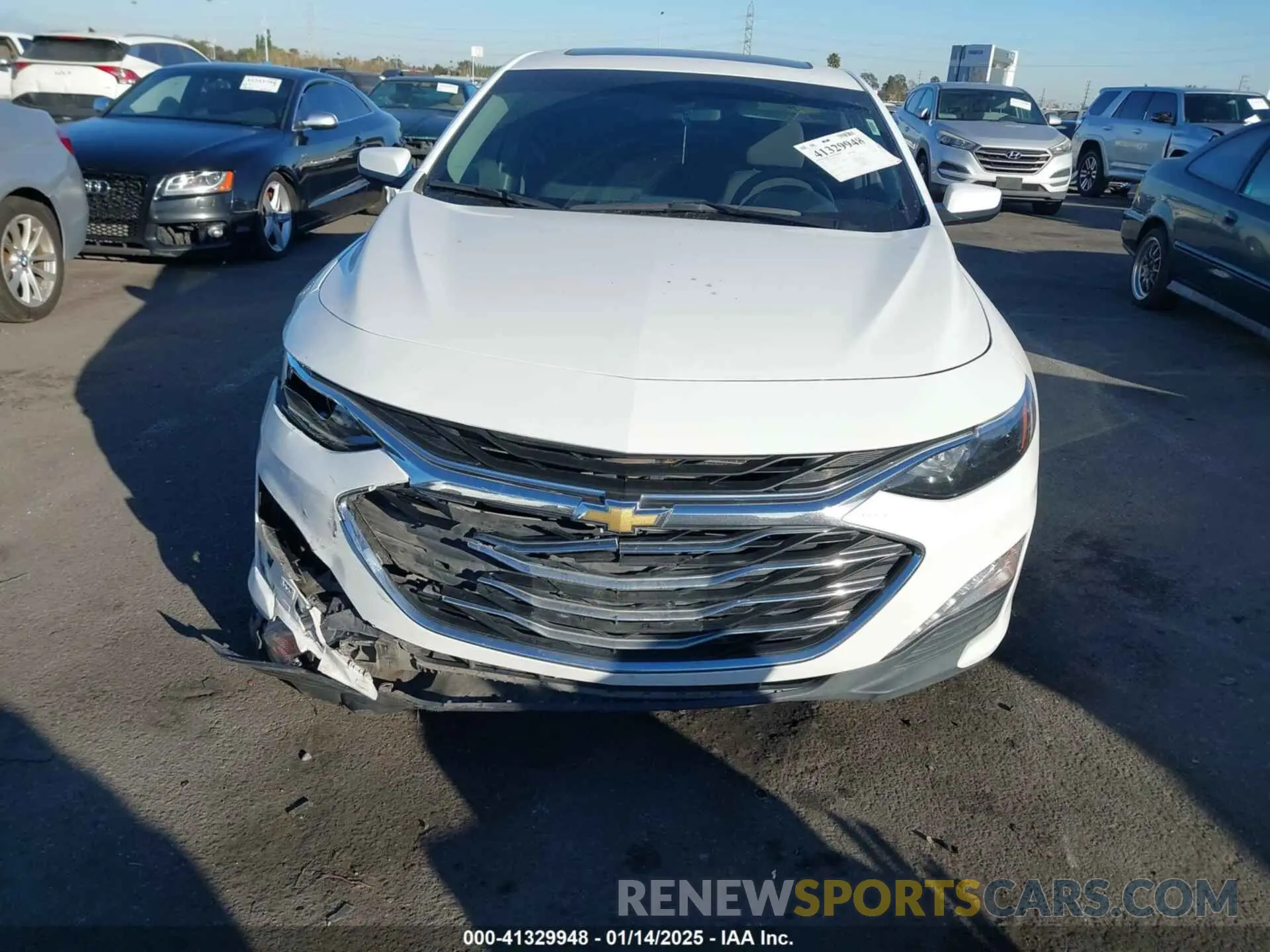 12 fotografías del automóvil dañado 1G1ZD5ST9LF123970 CHEVROLET MALIBU 2020