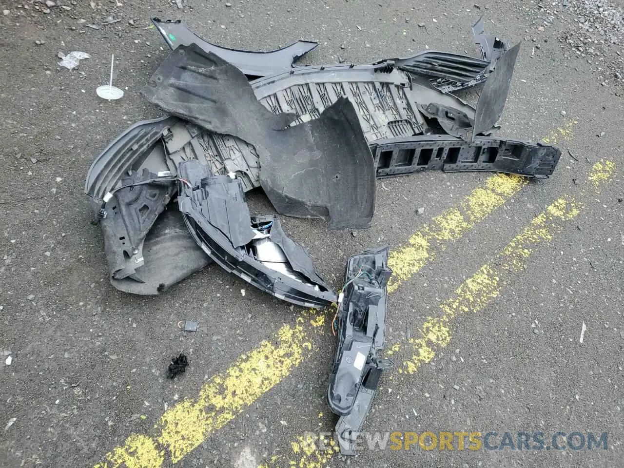 14 fotografías del automóvil dañado 1G1ZD5ST9LF145581 CHEVROLET MALIBU 2020