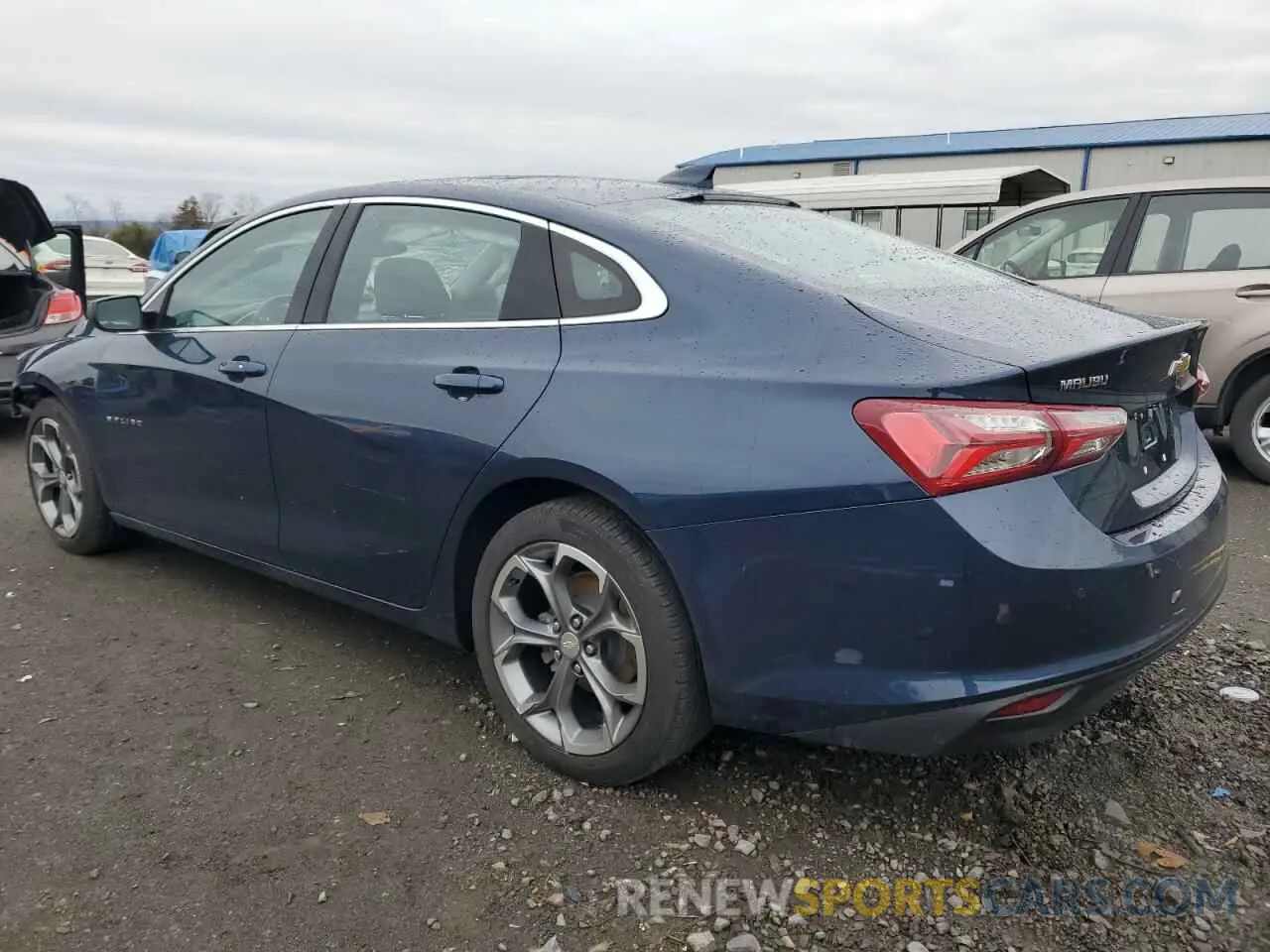 2 fotografías del automóvil dañado 1G1ZD5ST9LF145581 CHEVROLET MALIBU 2020