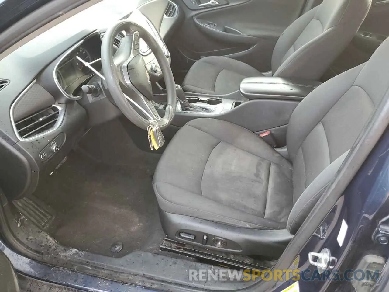7 fotografías del automóvil dañado 1G1ZD5STXLF008925 CHEVROLET MALIBU 2020