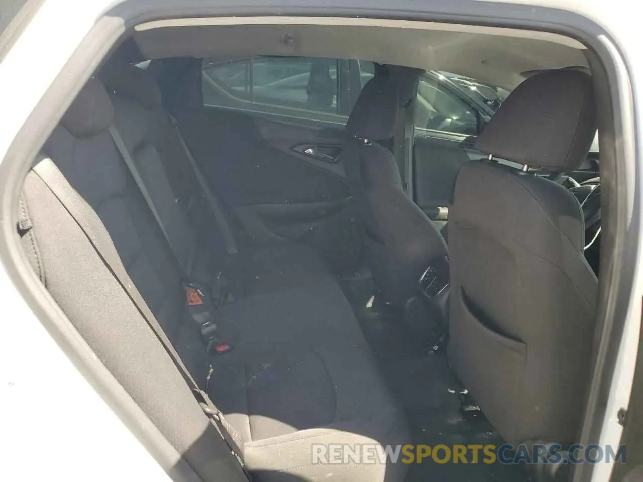 10 fotografías del automóvil dañado 1G1ZD5STXLF019374 CHEVROLET MALIBU 2020