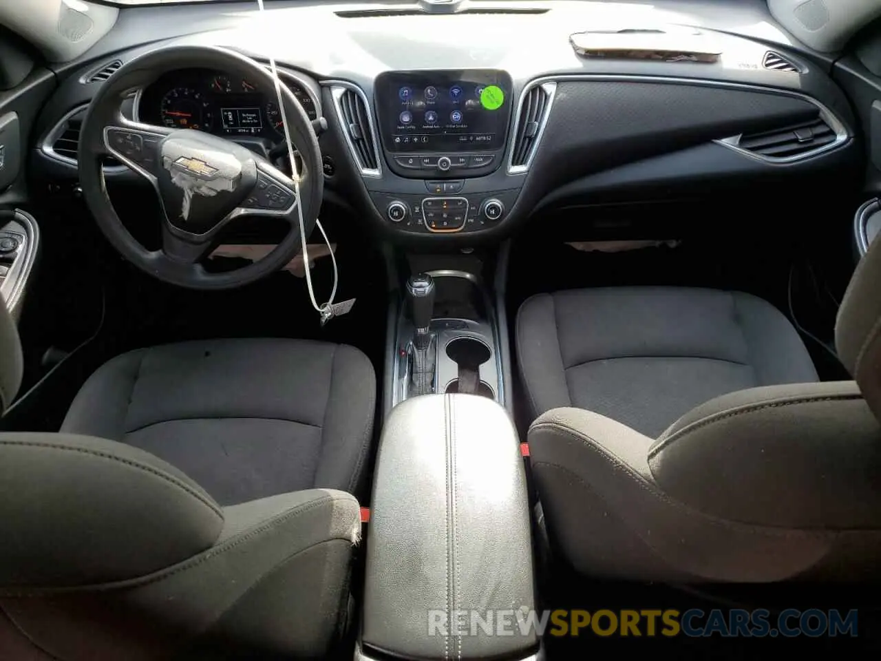 8 fotografías del automóvil dañado 1G1ZD5STXLF035283 CHEVROLET MALIBU 2020