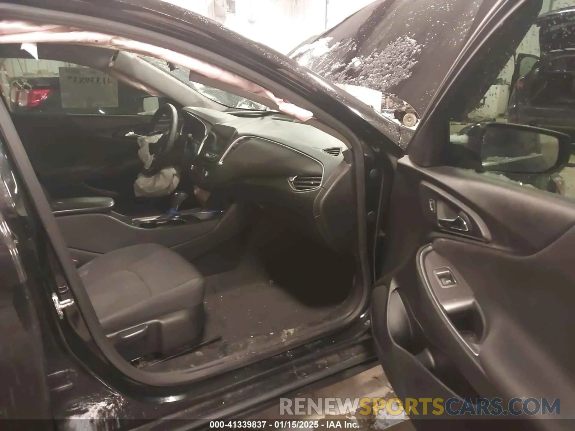 5 fotografías del automóvil dañado 1G1ZD5STXLF043268 CHEVROLET MALIBU 2020