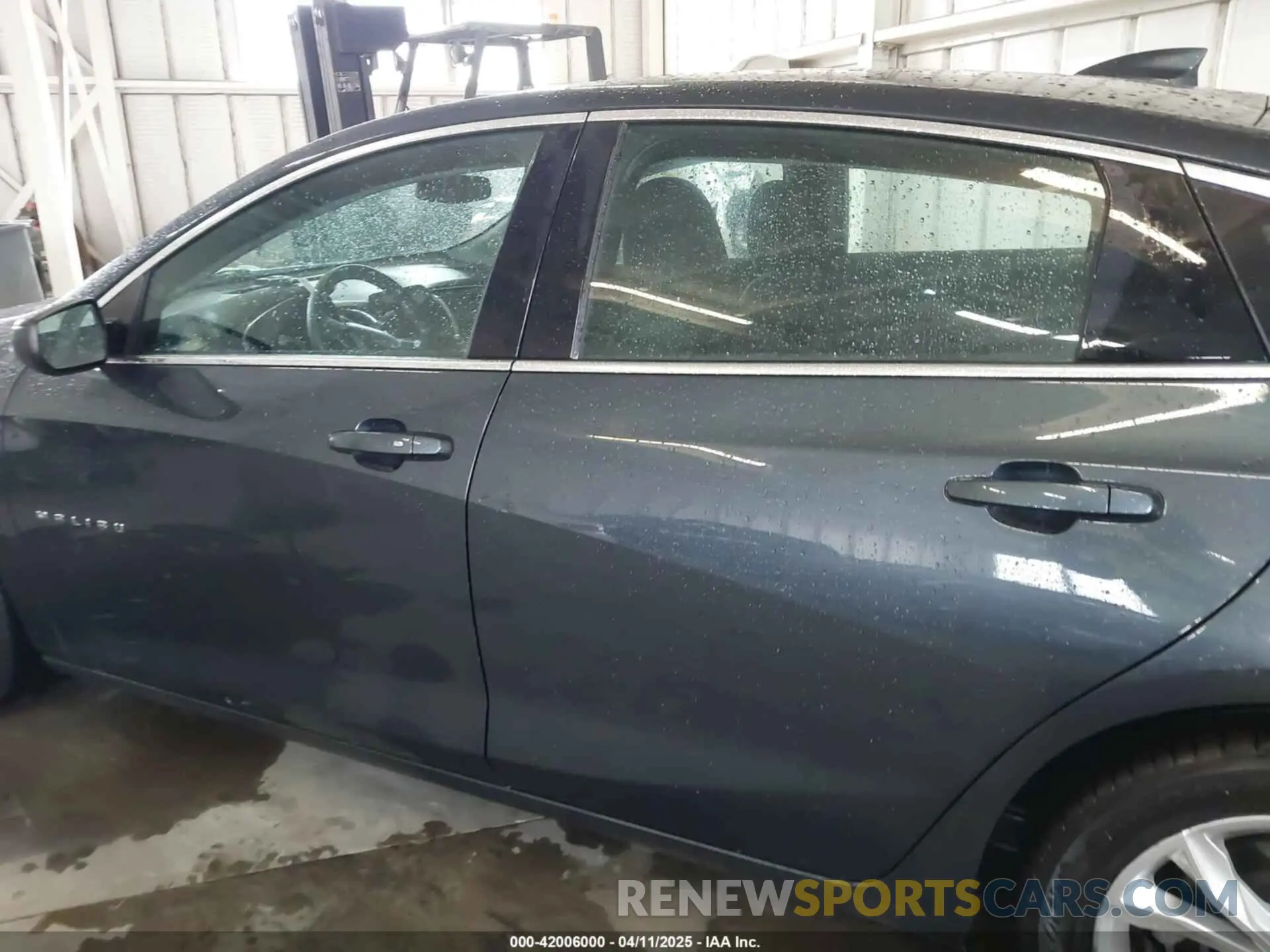 14 fotografías del automóvil dañado 1G1ZD5STXLF052438 CHEVROLET MALIBU 2020