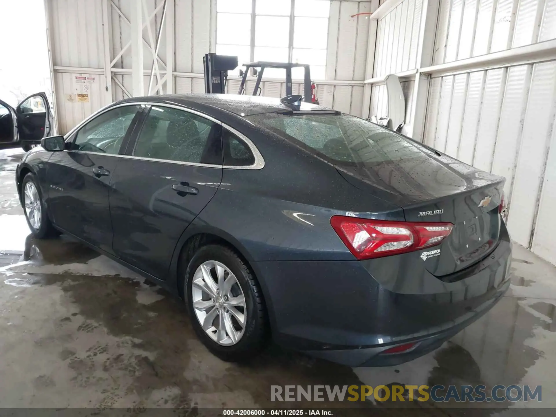 3 fotografías del automóvil dañado 1G1ZD5STXLF052438 CHEVROLET MALIBU 2020