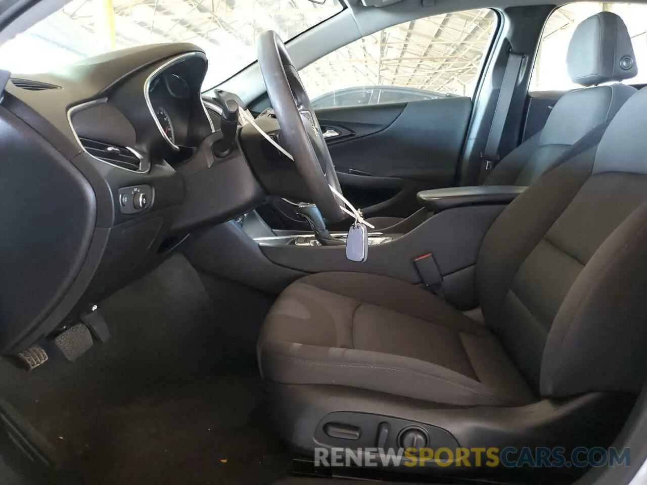 7 fotografías del automóvil dañado 1G1ZD5STXLF054688 CHEVROLET MALIBU 2020