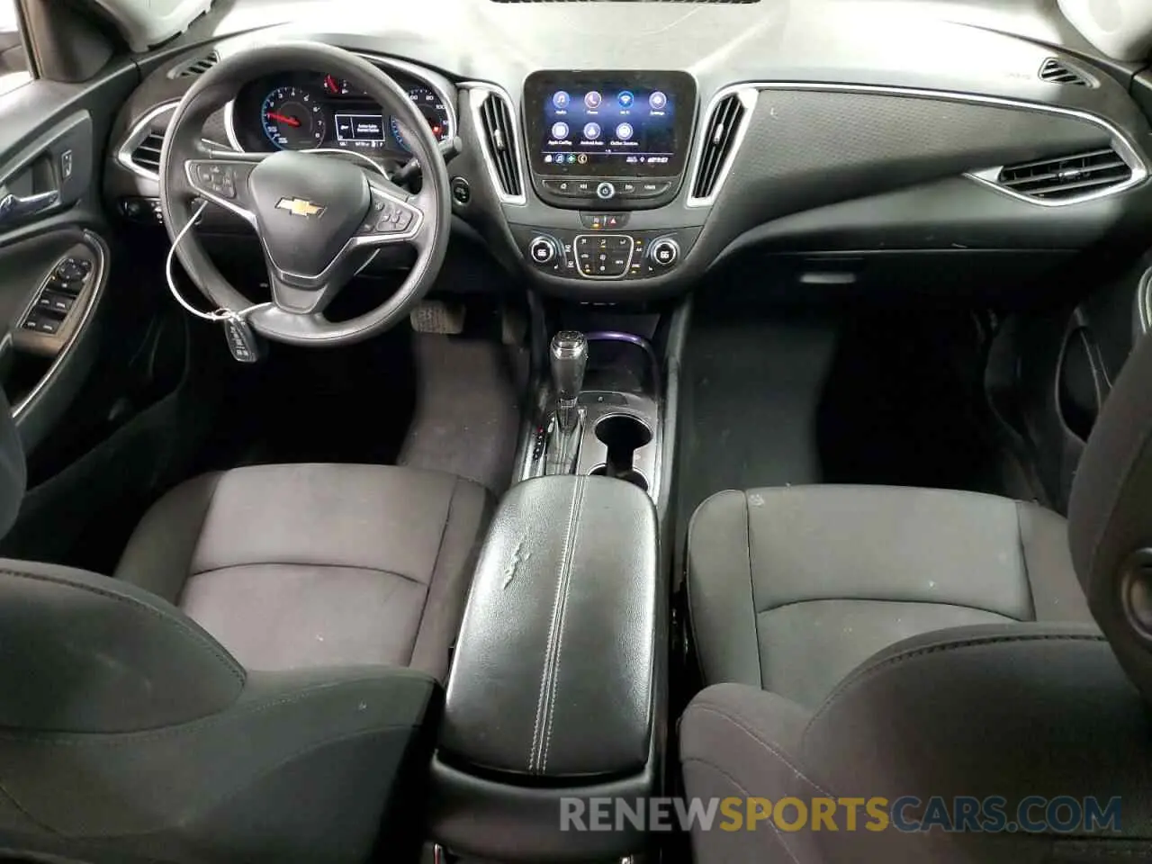 8 fotografías del automóvil dañado 1G1ZD5STXLF066890 CHEVROLET MALIBU 2020