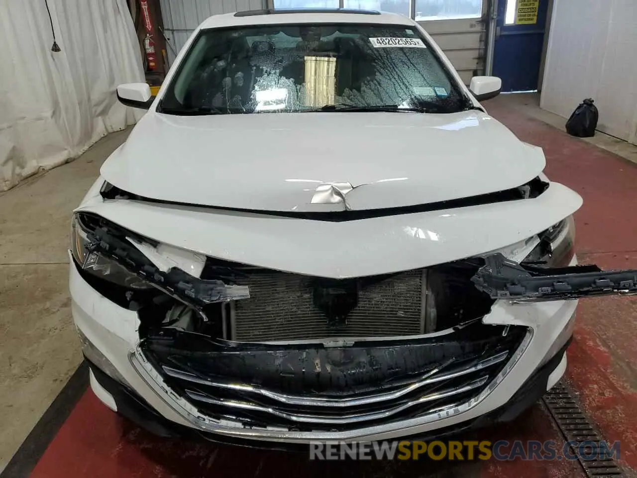 5 fotografías del automóvil dañado 1G1ZD5STXLF092129 CHEVROLET MALIBU 2020