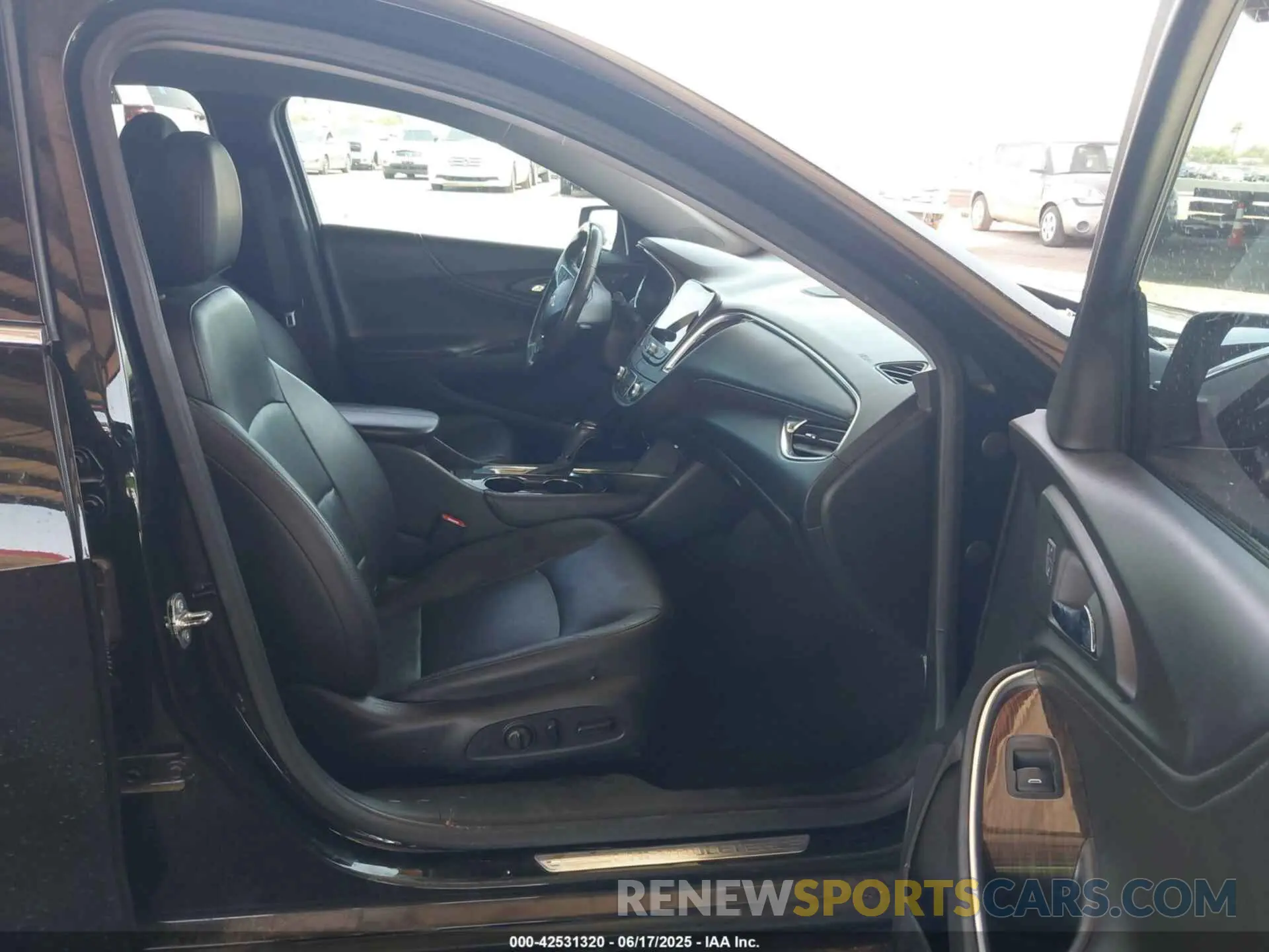 5 fotografías del automóvil dañado 1G1ZE5SX2LF014749 CHEVROLET MALIBU 2020