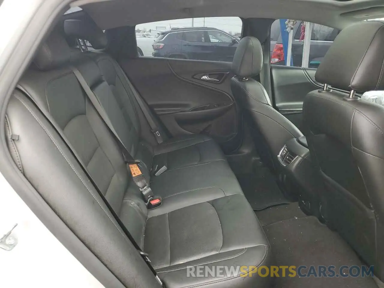 10 fotografías del automóvil dañado 1G1ZE5SX2LF051042 CHEVROLET MALIBU 2020