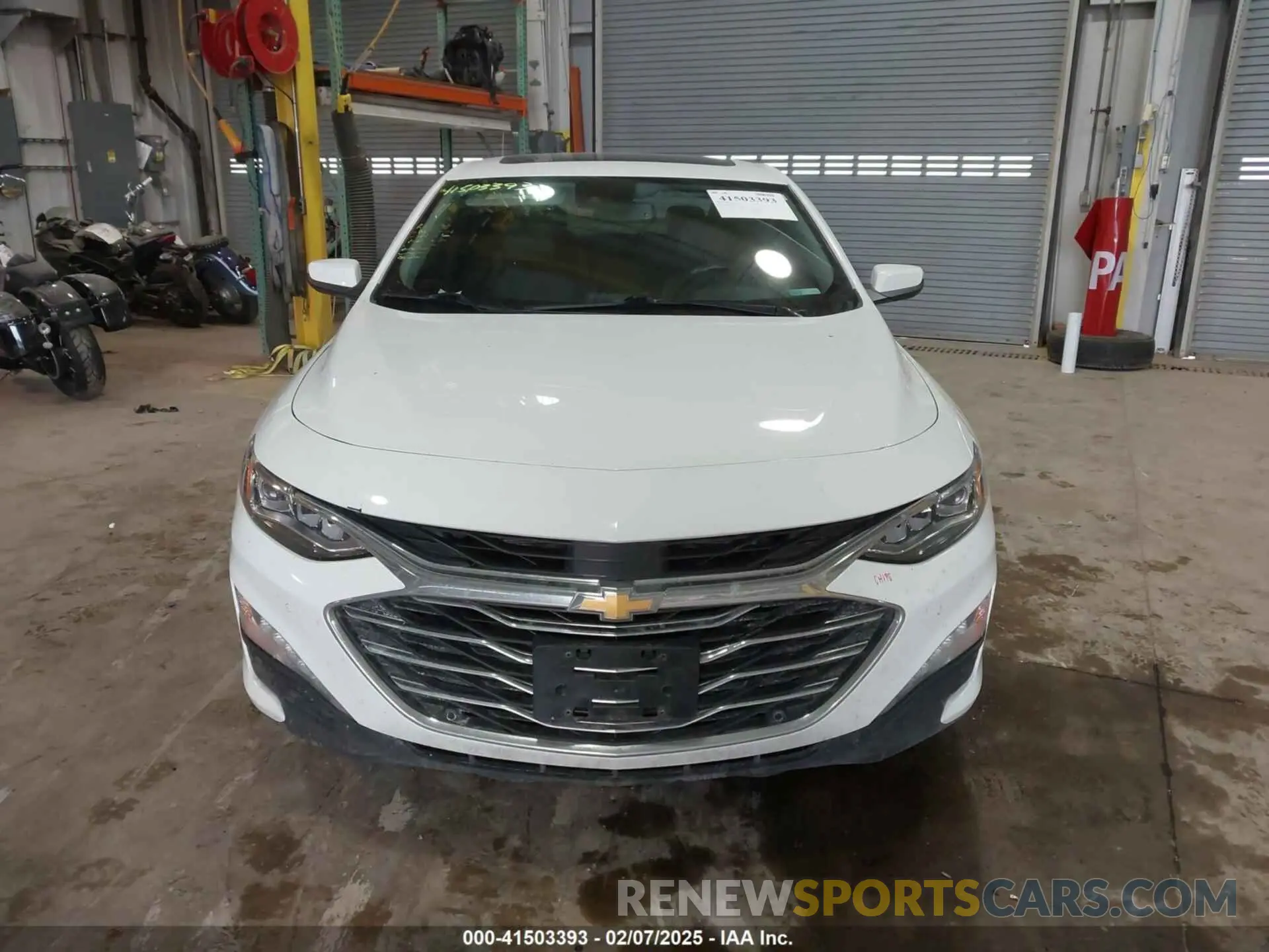 12 fotografías del automóvil dañado 1G1ZE5SX8LF143420 CHEVROLET MALIBU 2020