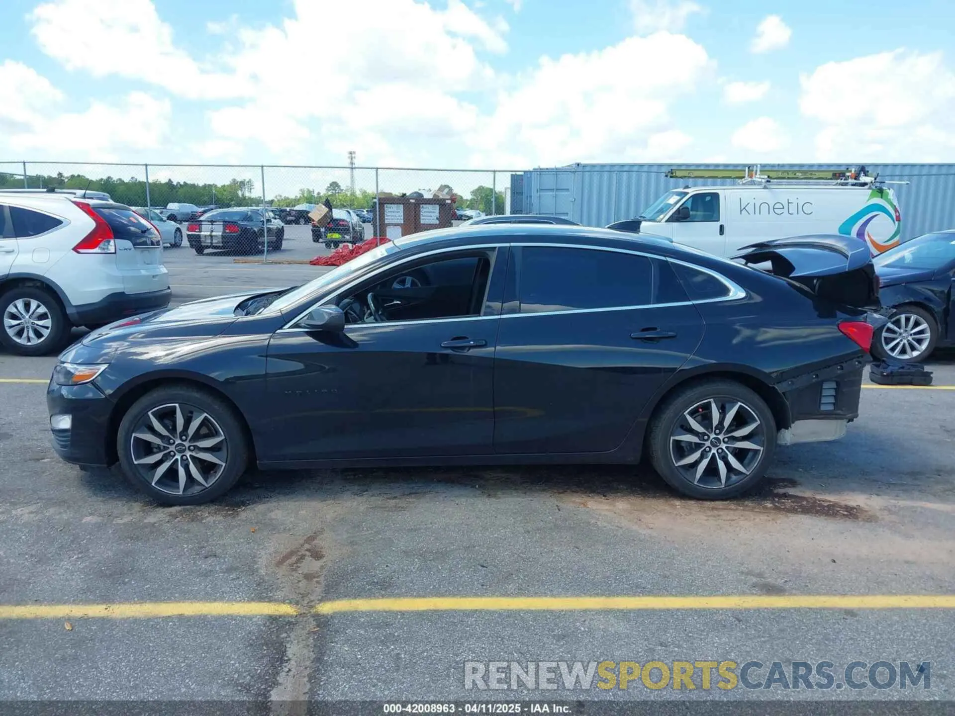 14 fotografías del automóvil dañado 1G1ZG5ST2LF060556 CHEVROLET MALIBU 2020