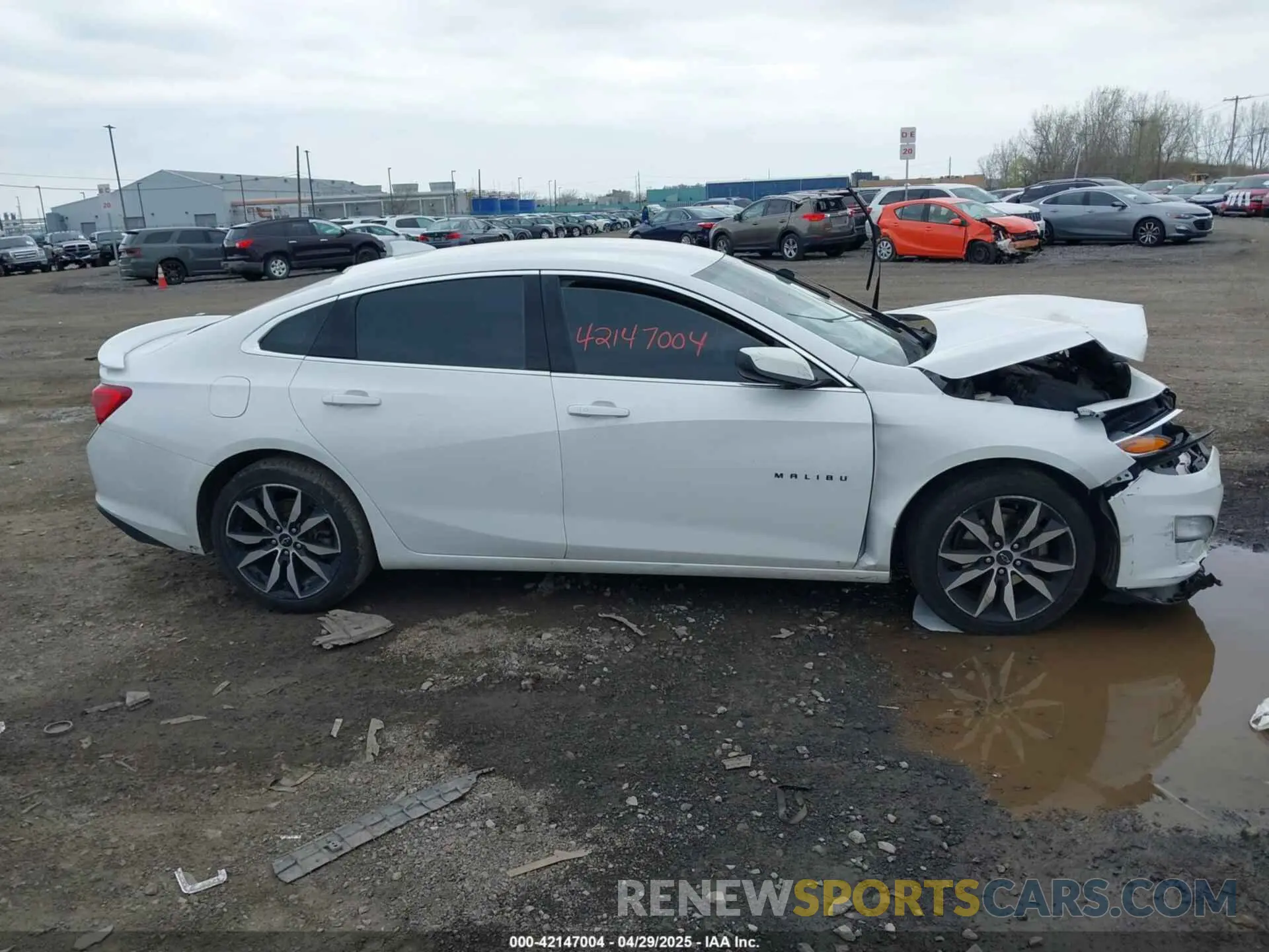 13 fotografías del automóvil dañado 1G1ZG5ST5LF139221 CHEVROLET MALIBU 2020