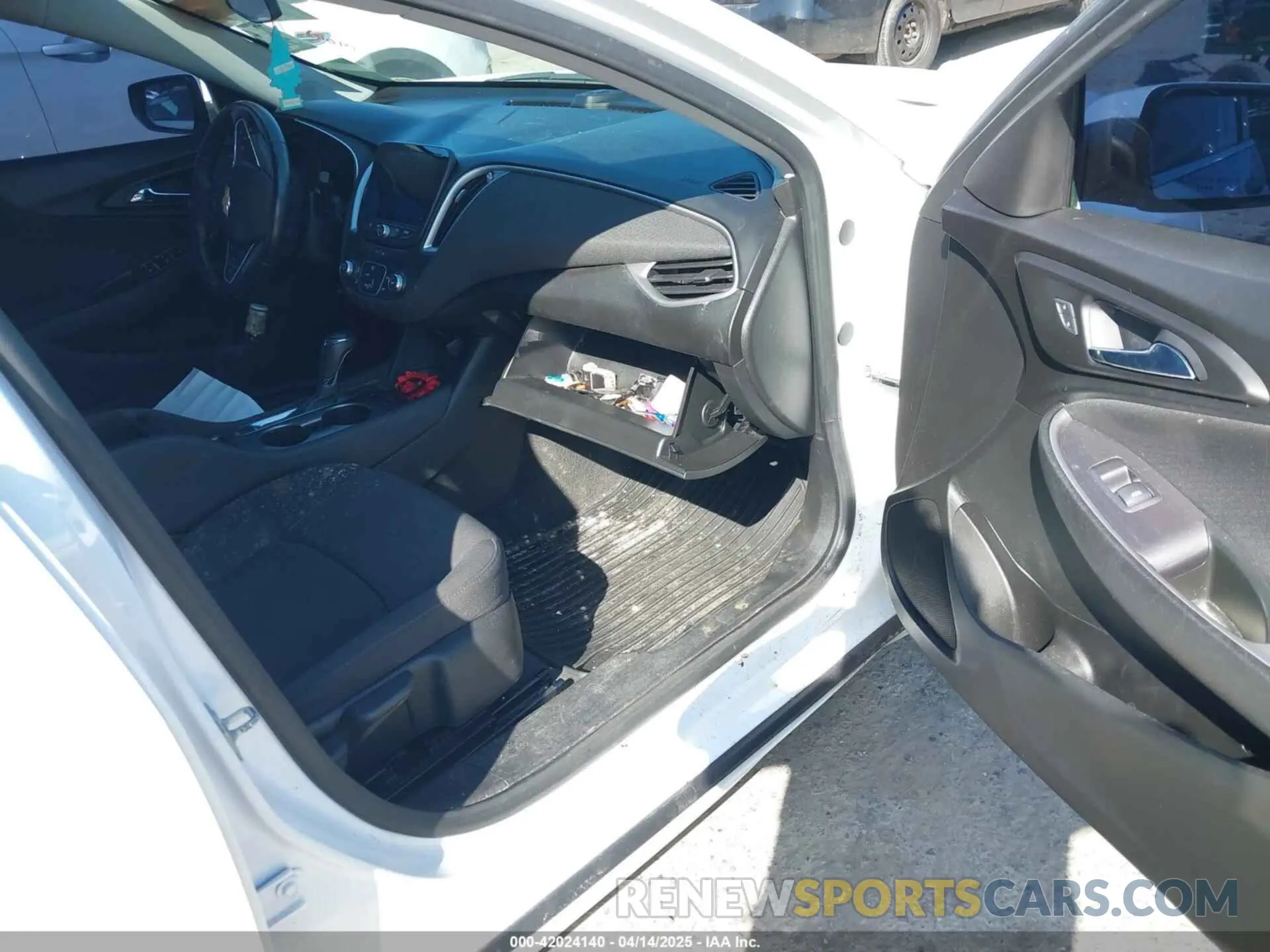 5 fotografías del automóvil dañado 1G1ZG5ST7LF143156 CHEVROLET MALIBU 2020