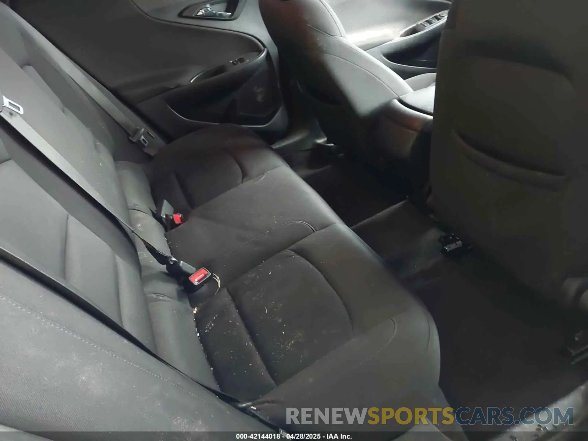 8 fotografías del automóvil dañado 1G1ZG5ST9LF079203 CHEVROLET MALIBU 2020