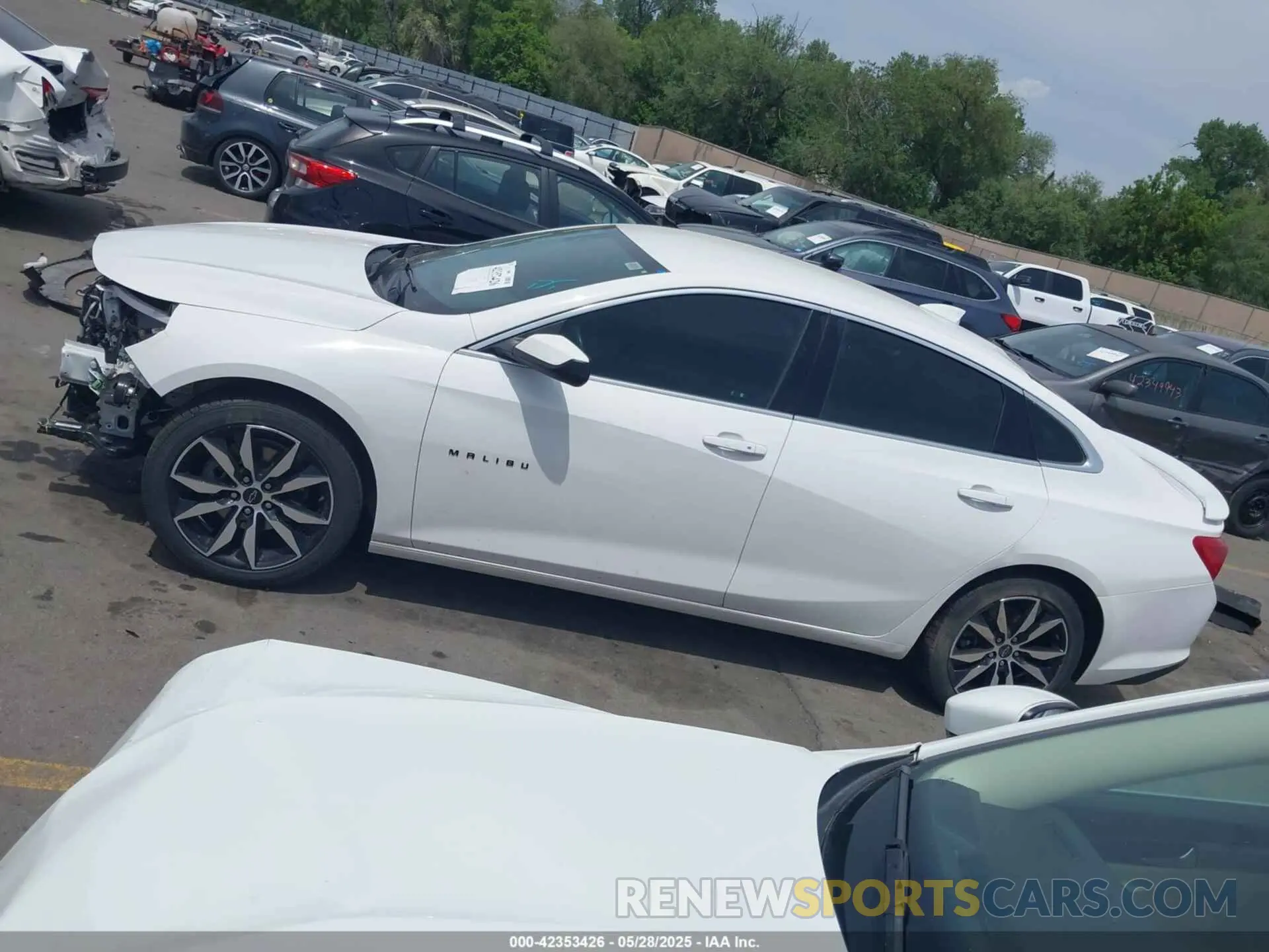 15 fotografías del automóvil dañado 1G1ZG5ST9LF120879 CHEVROLET MALIBU 2020