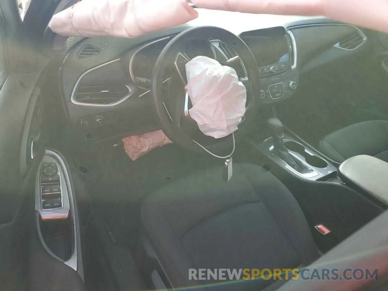 8 fotografías del automóvil dañado 1G1ZB5ST1MF040122 CHEVROLET MALIBU 2021