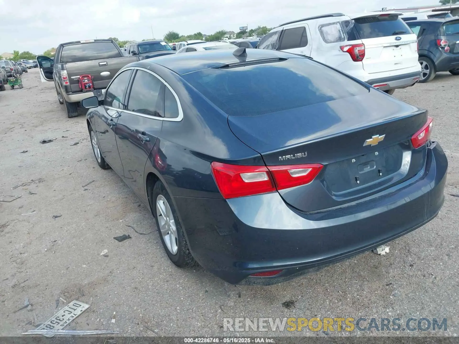 3 fotografías del automóvil dañado 1G1ZB5ST3MF048691 CHEVROLET MALIBU 2021