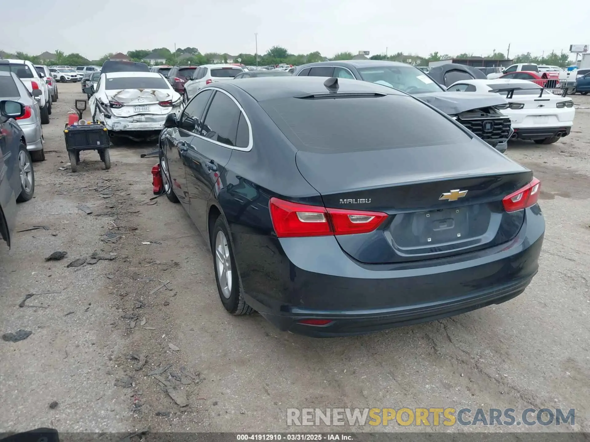 3 fotografías del automóvil dañado 1G1ZB5ST4MF052927 CHEVROLET MALIBU 2021