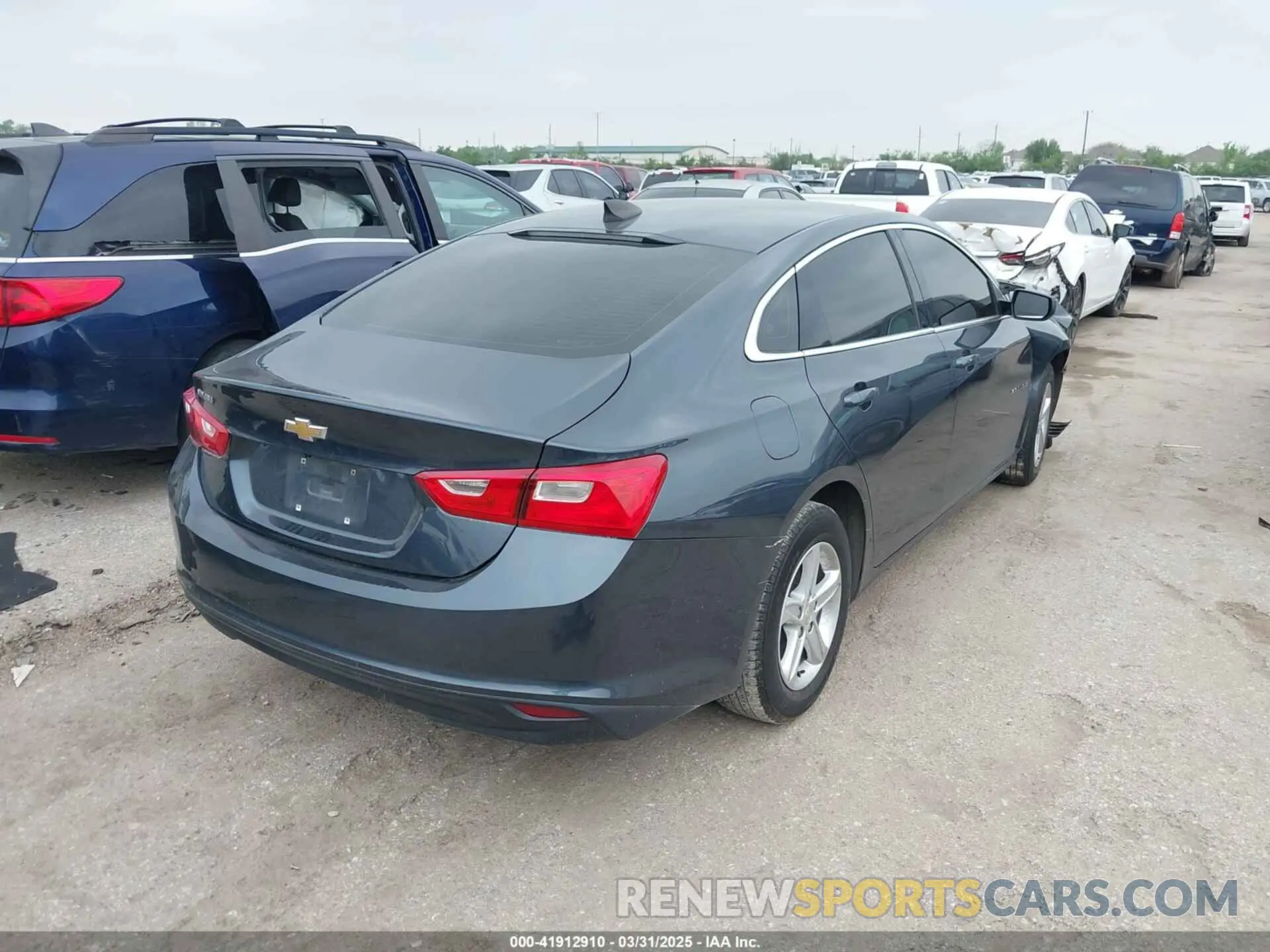 4 fotografías del automóvil dañado 1G1ZB5ST4MF052927 CHEVROLET MALIBU 2021