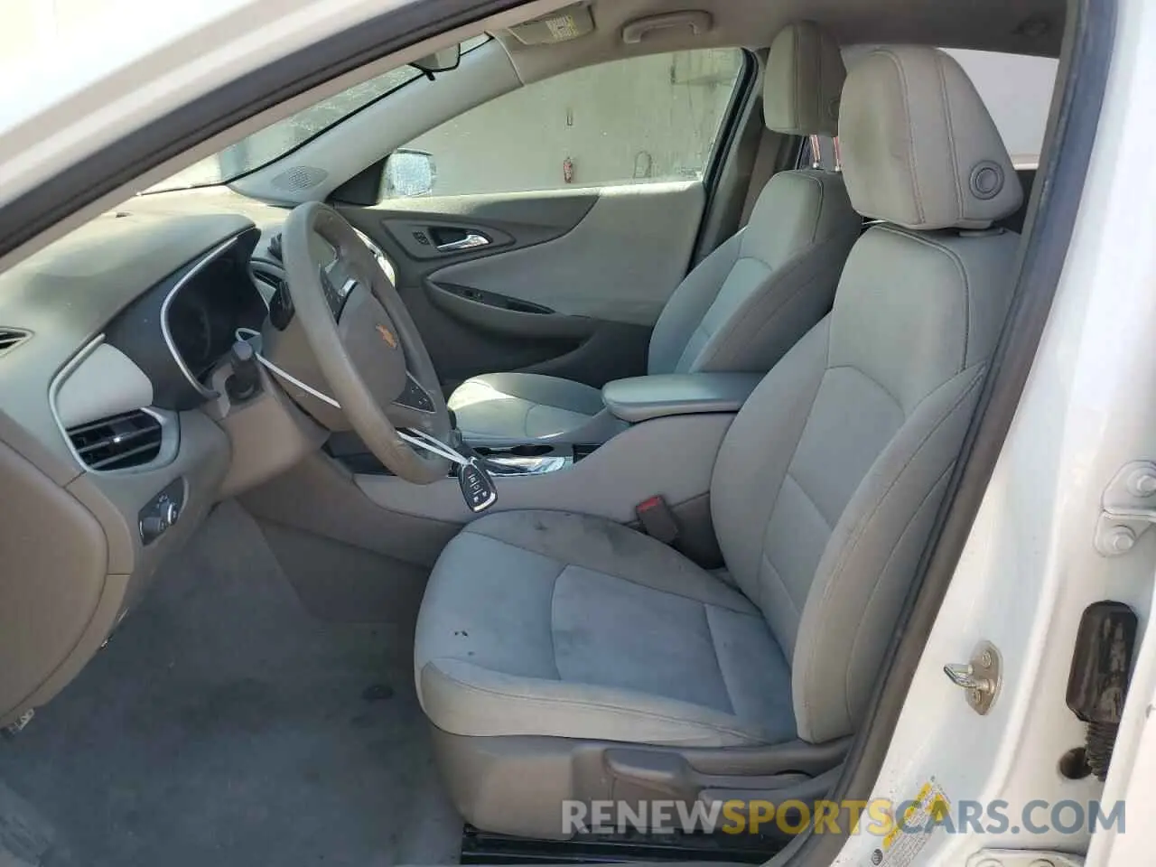 7 fotografías del automóvil dañado 1G1ZB5ST4MF059263 CHEVROLET MALIBU 2021
