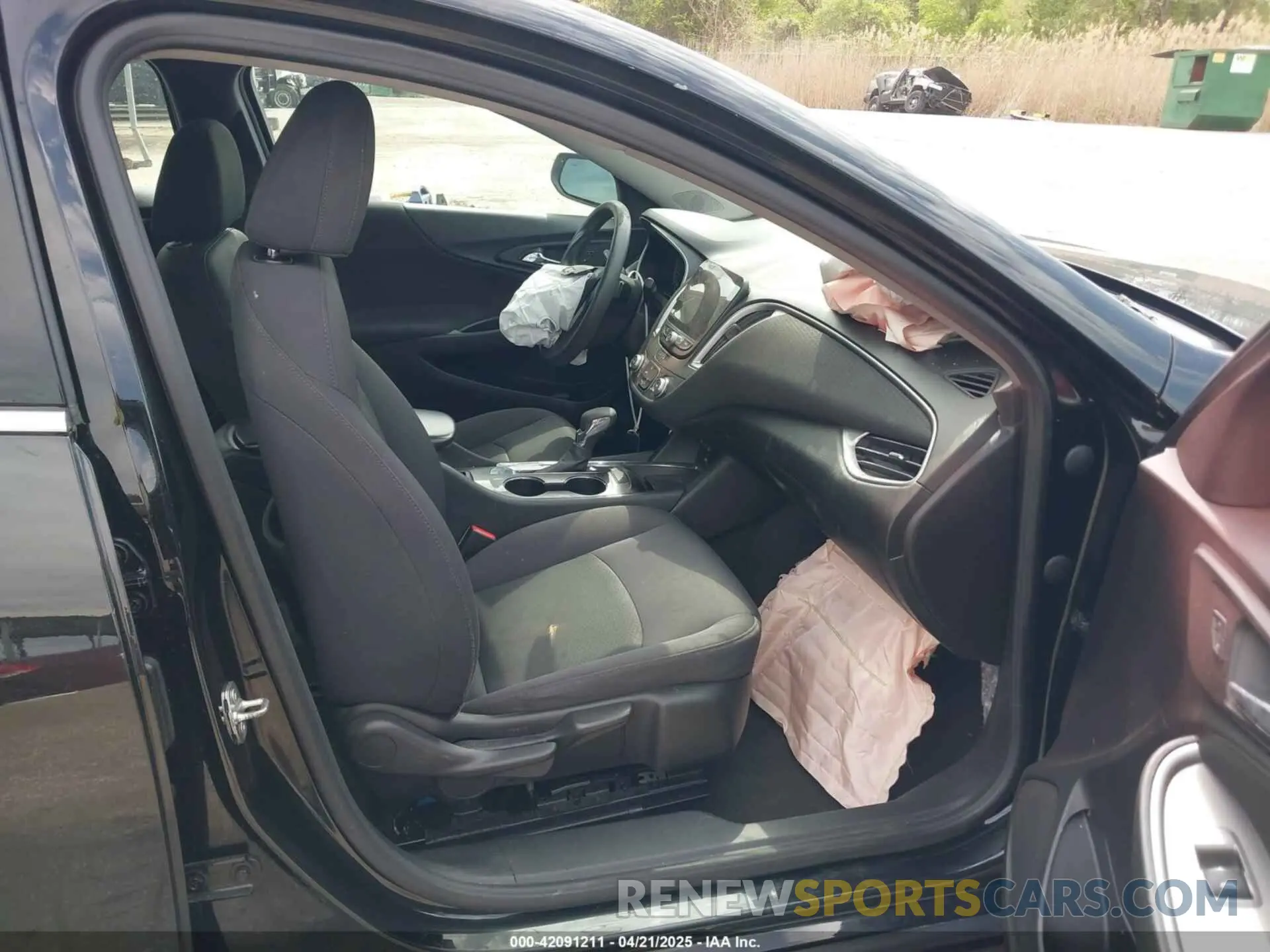 5 fotografías del automóvil dañado 1G1ZB5ST7MF040030 CHEVROLET MALIBU 2021