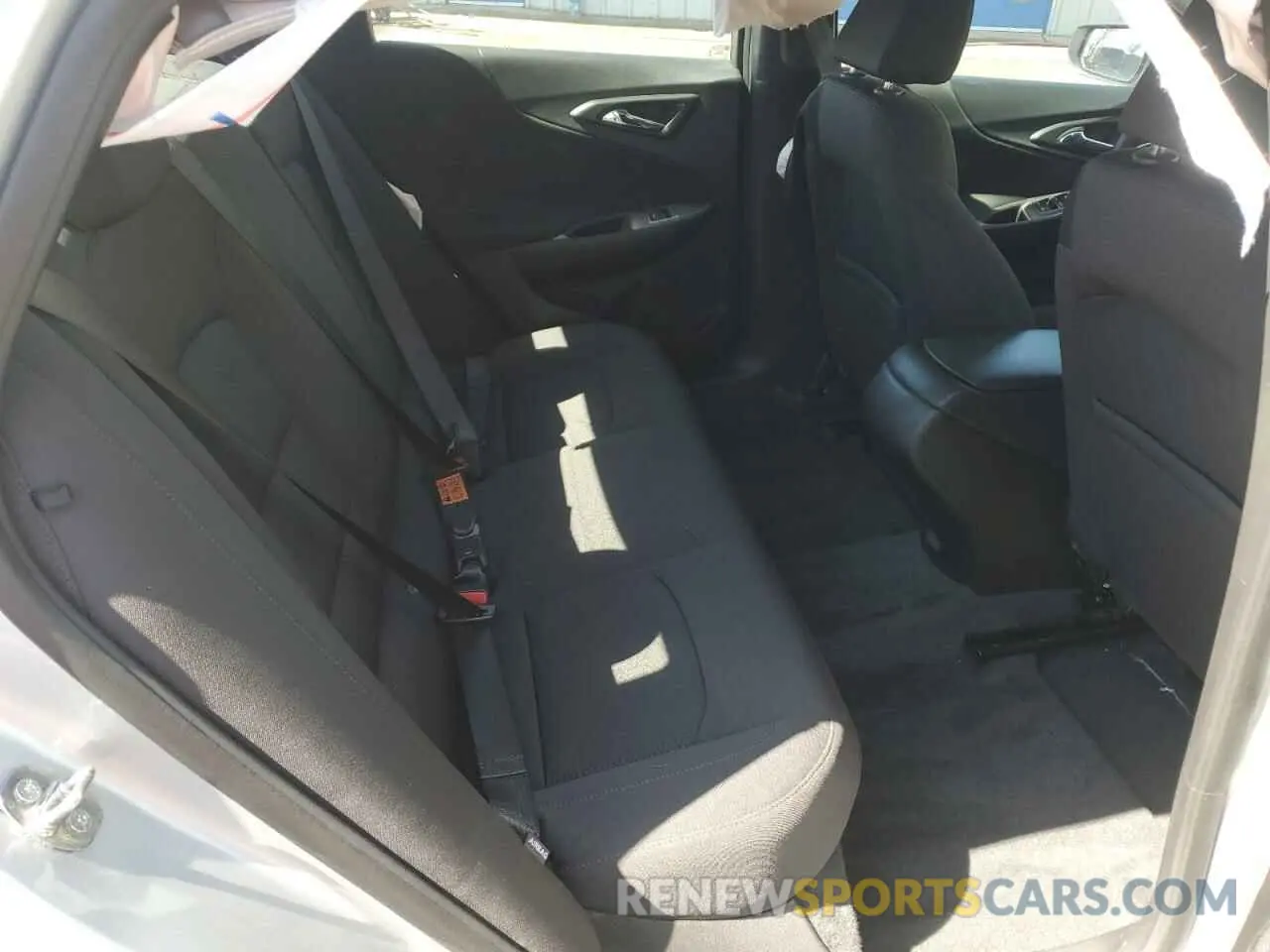 10 fotografías del automóvil dañado 1G1ZC5ST4MF081938 CHEVROLET MALIBU 2021
