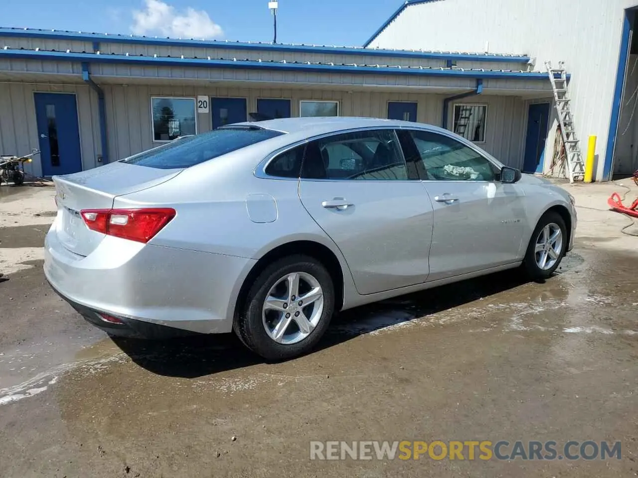 3 fotografías del automóvil dañado 1G1ZC5ST4MF081938 CHEVROLET MALIBU 2021