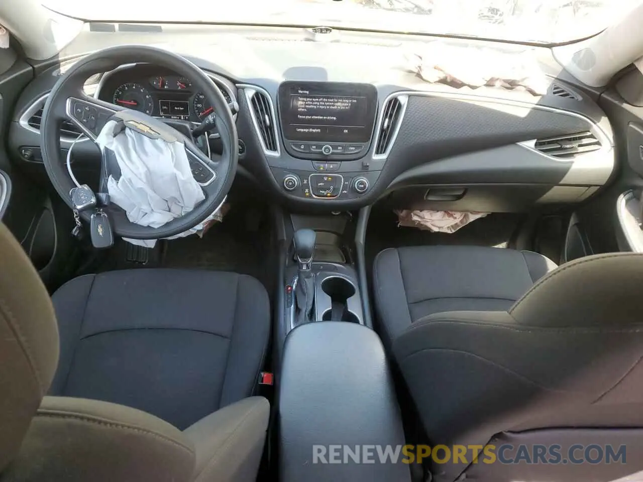 8 fotografías del automóvil dañado 1G1ZC5ST4MF081938 CHEVROLET MALIBU 2021