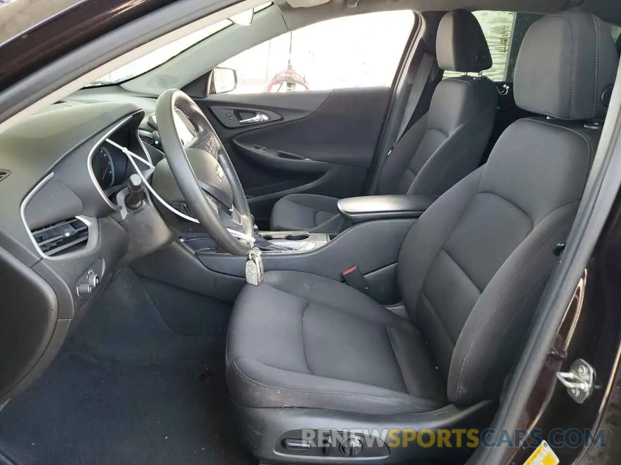7 fotografías del automóvil dañado 1G1ZC5ST7MF083232 CHEVROLET MALIBU 2021