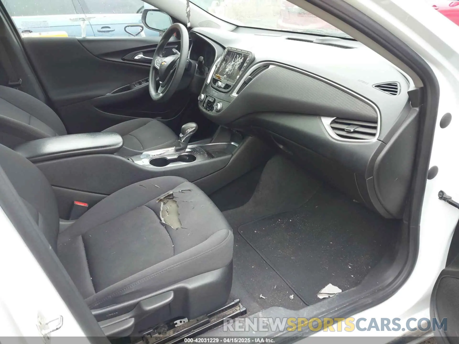 5 fotografías del automóvil dañado 1G1ZC5ST7MF087264 CHEVROLET MALIBU 2021