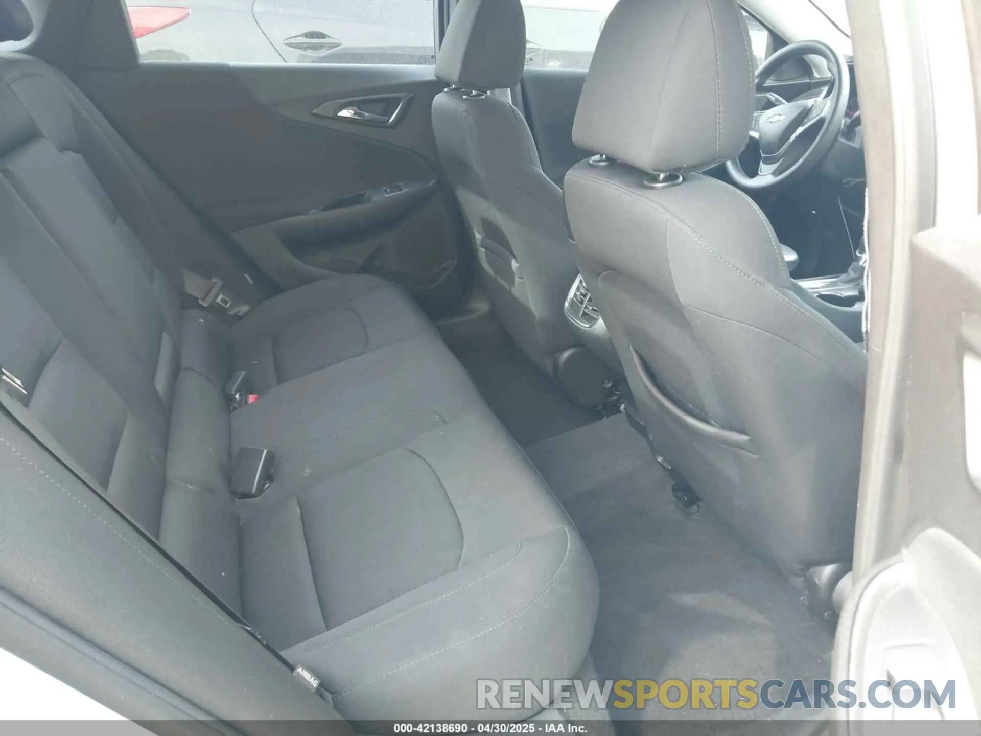 7 fotografías del automóvil dañado 1G1ZD5ST0MF004965 CHEVROLET MALIBU 2021