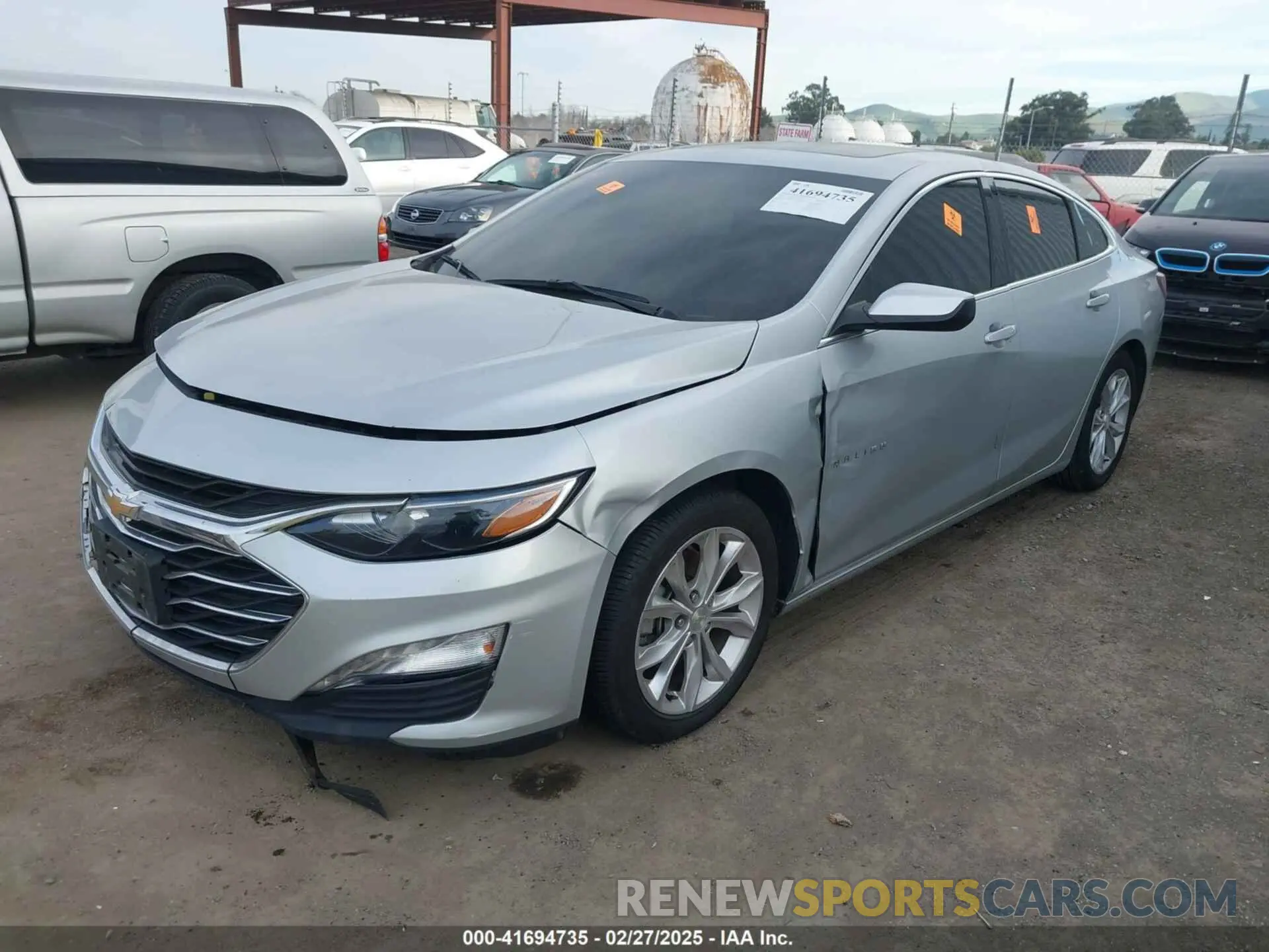 2 fotografías del automóvil dañado 1G1ZD5ST0MF023676 CHEVROLET MALIBU 2021