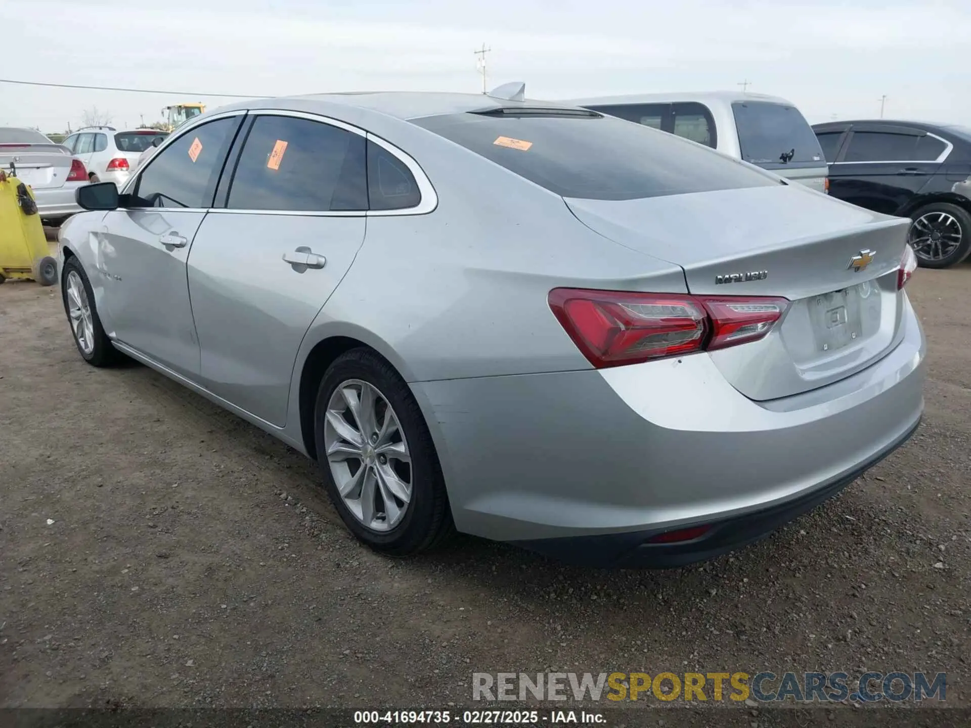 3 fotografías del automóvil dañado 1G1ZD5ST0MF023676 CHEVROLET MALIBU 2021