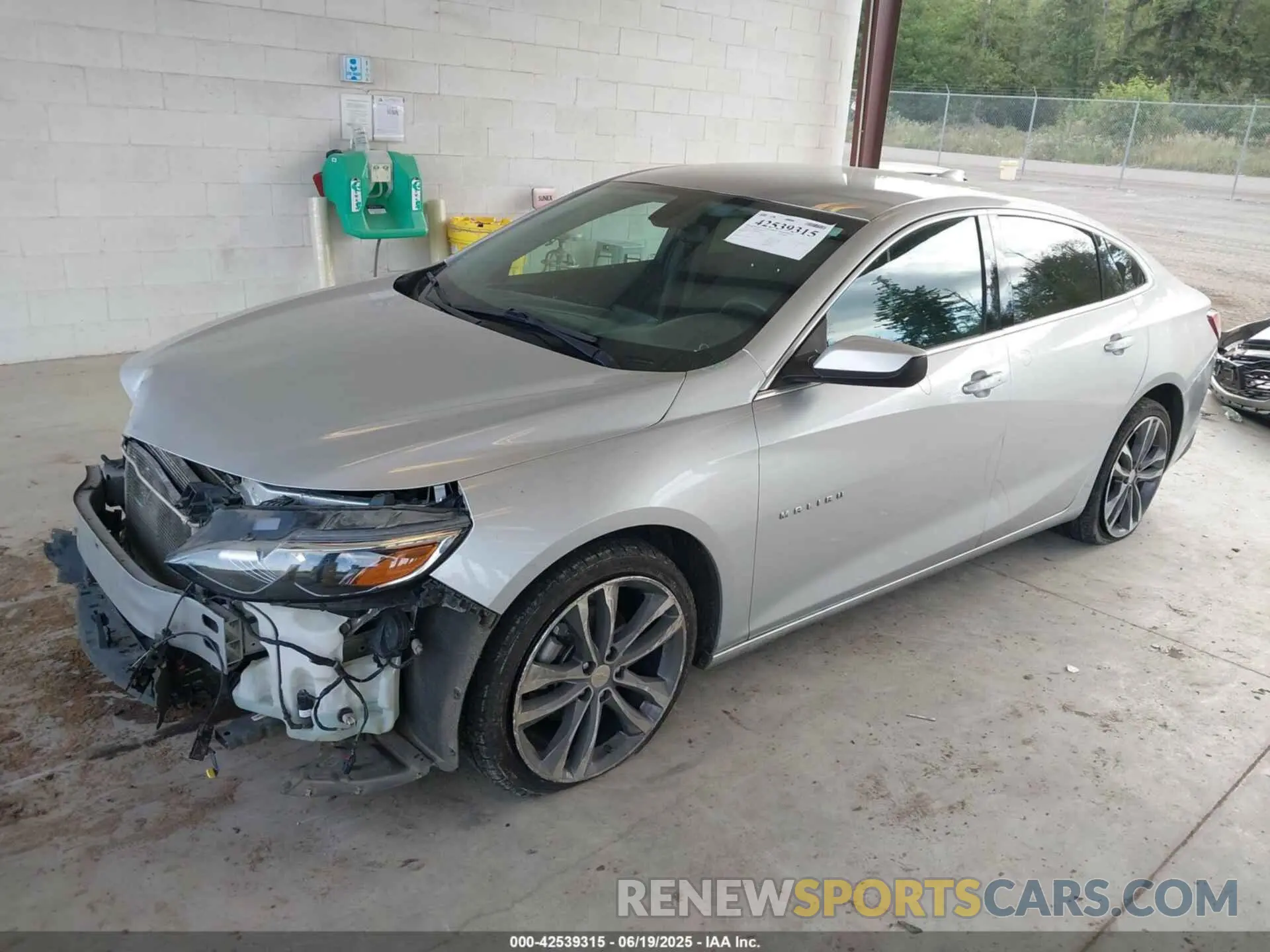 2 fotografías del automóvil dañado 1G1ZD5ST0MF026626 CHEVROLET MALIBU 2021