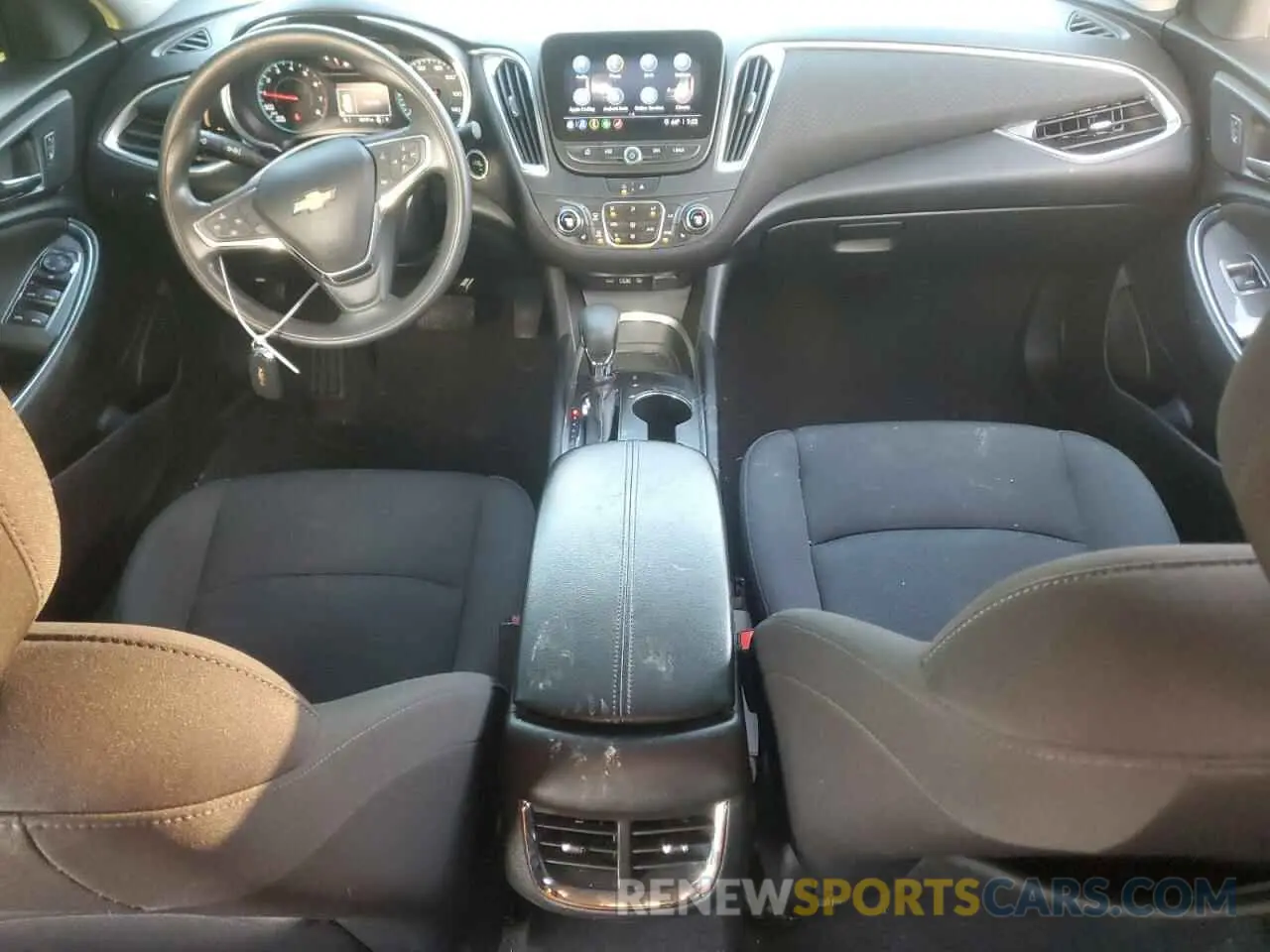 8 fotografías del automóvil dañado 1G1ZD5ST1MF008006 CHEVROLET MALIBU 2021